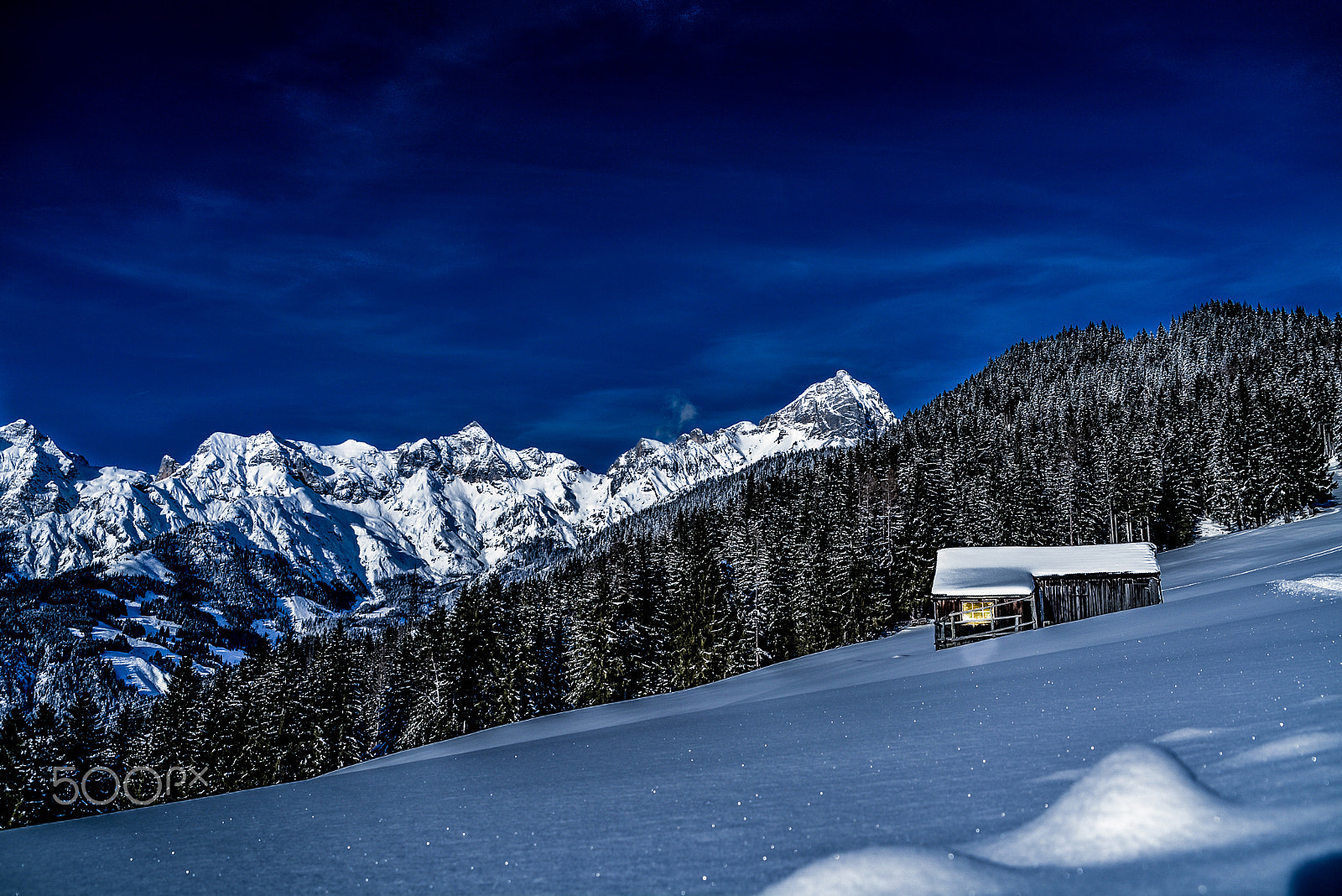 Nikon D5200 + Sigma 18-200mm F3.5-6.3 DC sample photo. Jufen nachts photography