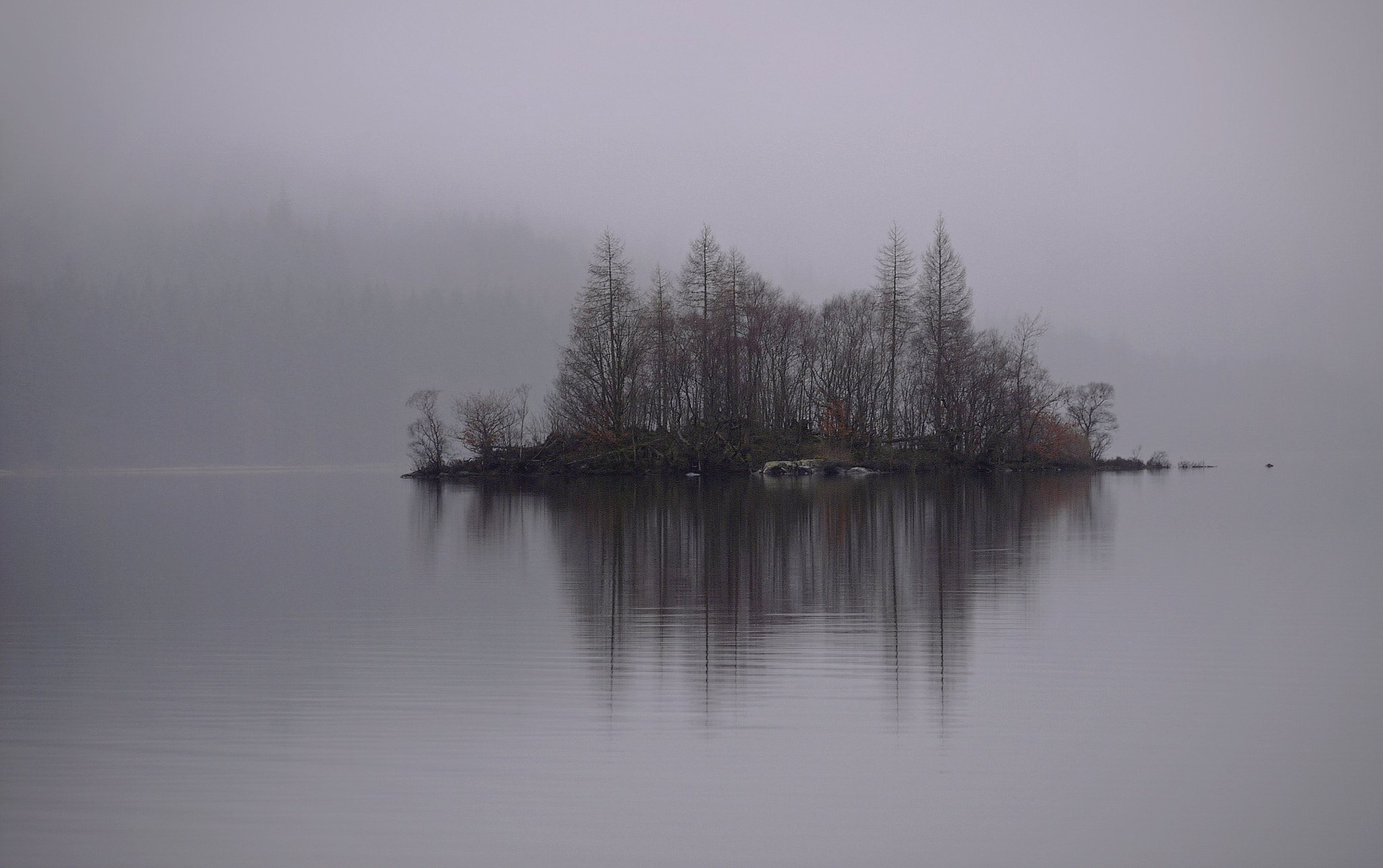 Panasonic Lumix DMC-GF1 sample photo. Mysterious island on loch chon photography