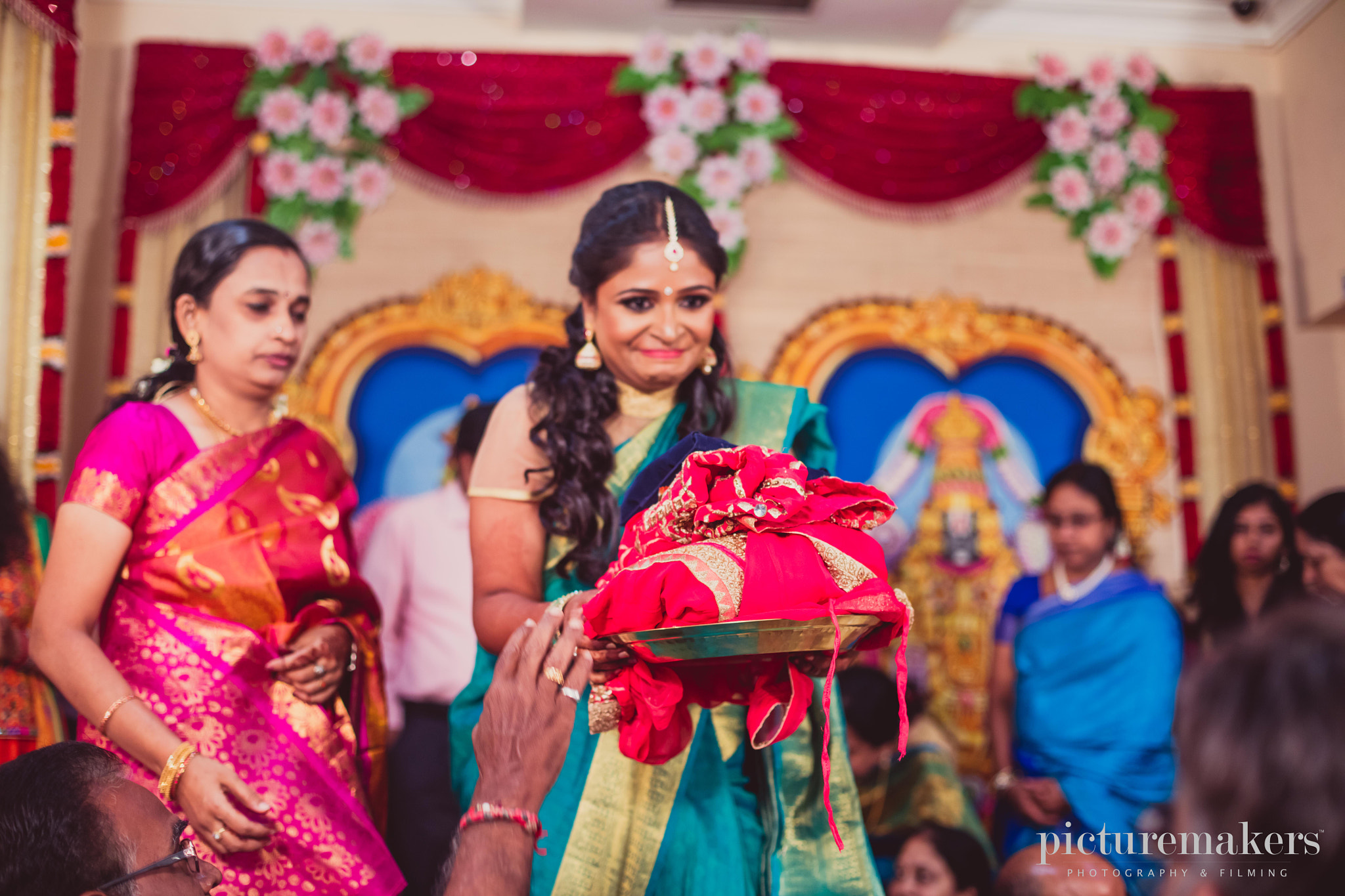 Canon EOS 5DS R + Canon EF 50mm F1.4 USM sample photo. Kala + srikanth photography