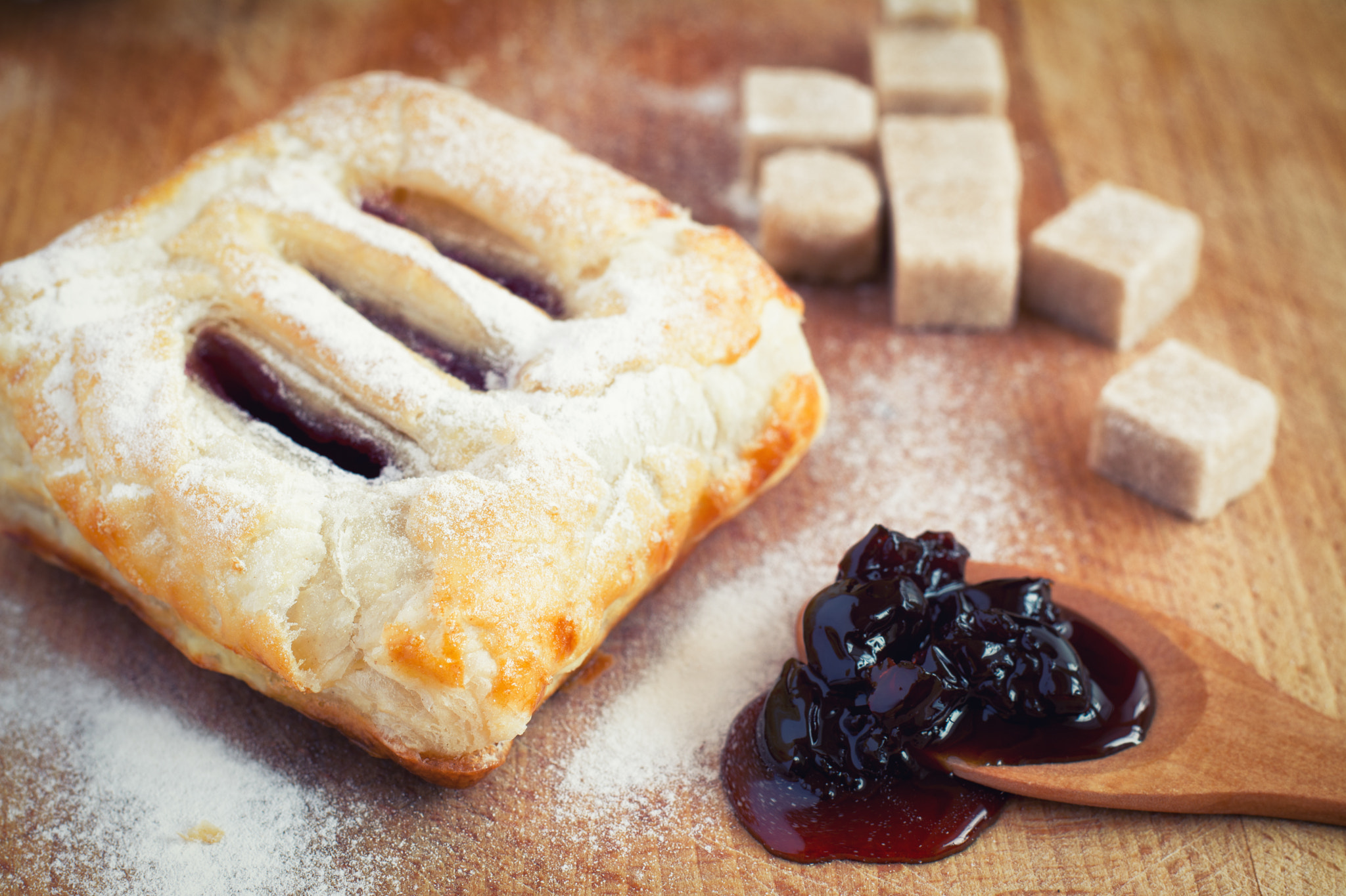AF Zoom-Nikkor 24-50mm f/3.3-4.5 sample photo. Puff pastry photography