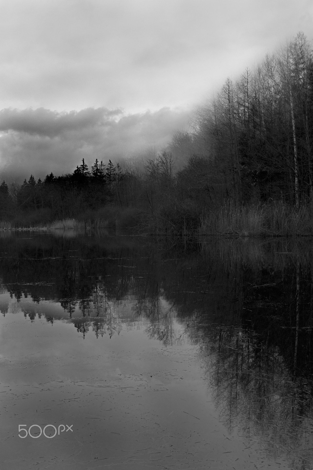 Canon EF 28-80mm f/3.5-5.6 USM sample photo. Lake &amp; clouds photography
