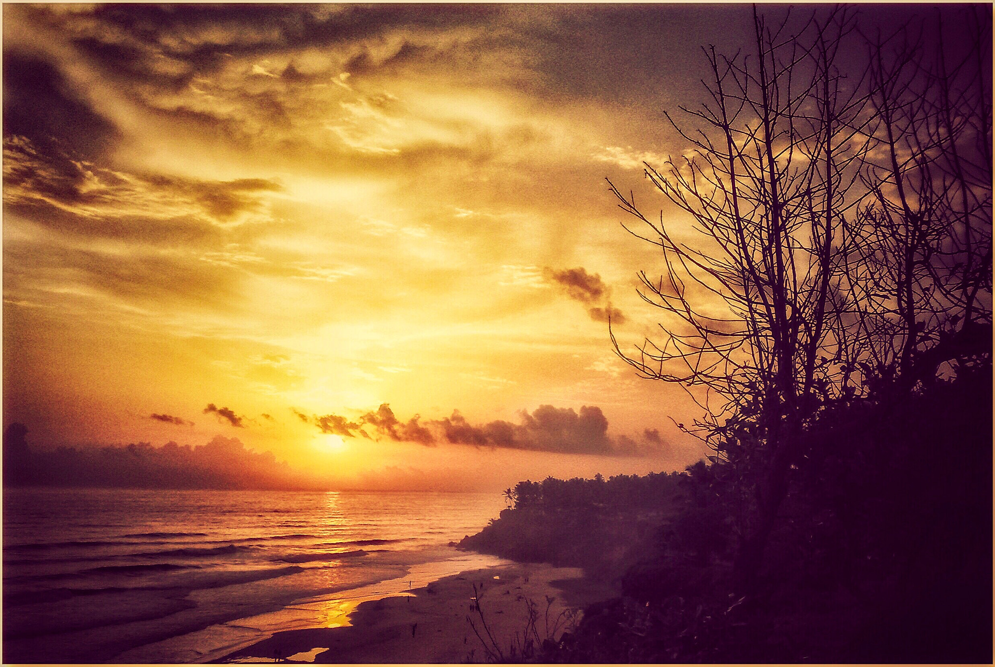 Nokia N82 sample photo. Sunset.. varkala beach photography