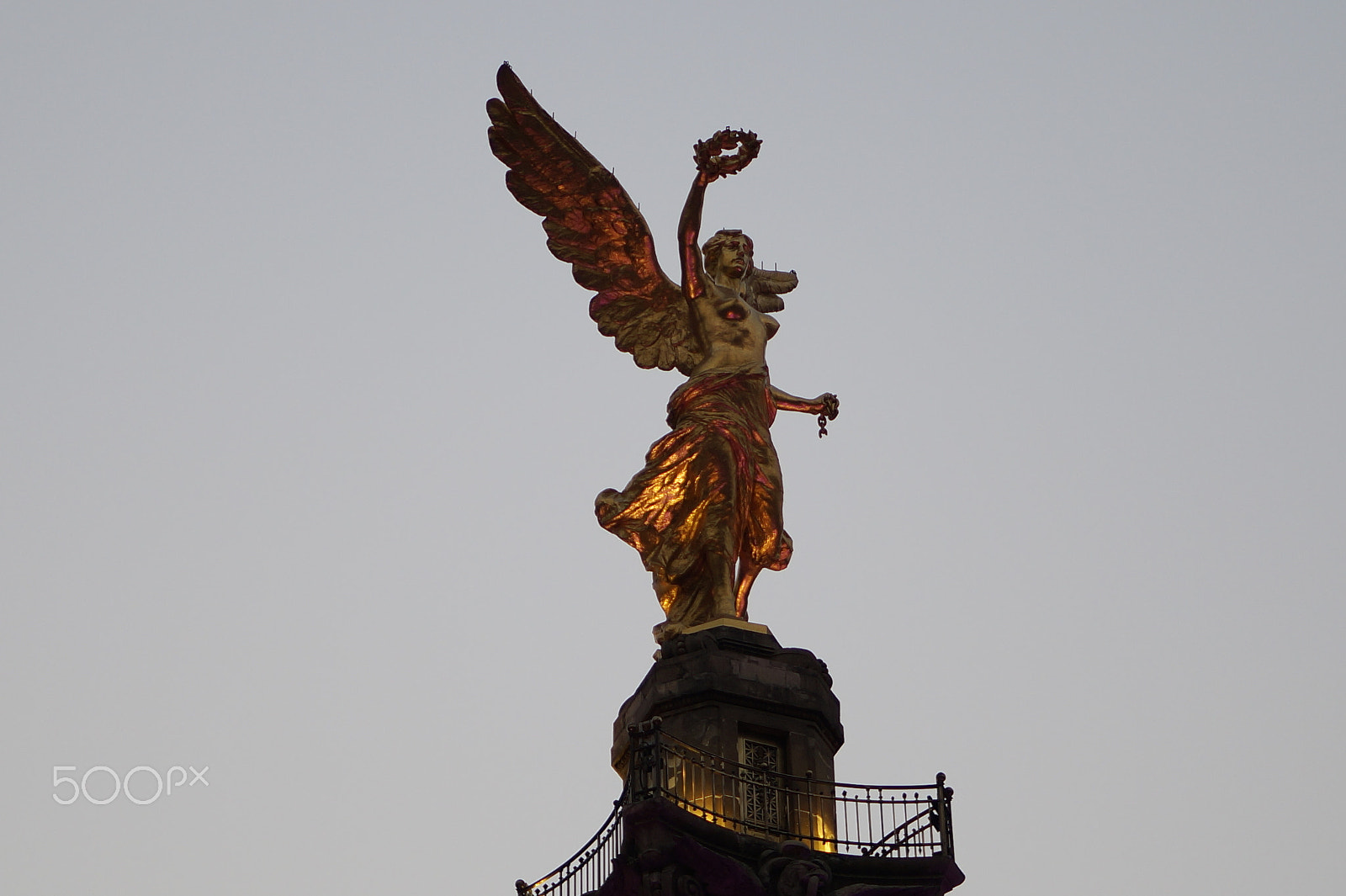 Sony E 50mm F1.8 OSS sample photo. Angel de la independencia - sunset photography