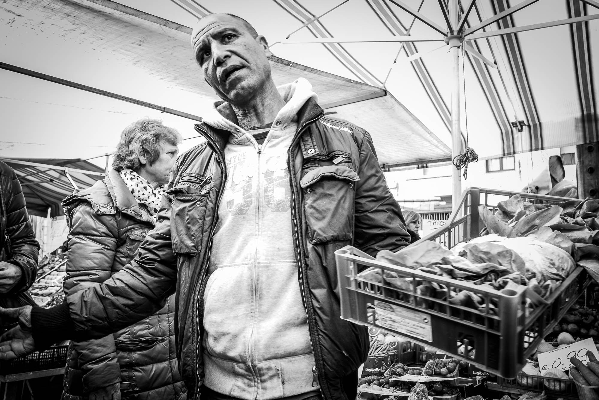 Summicron-M 1:2/28 ASPH. sample photo. At the market 1 photography