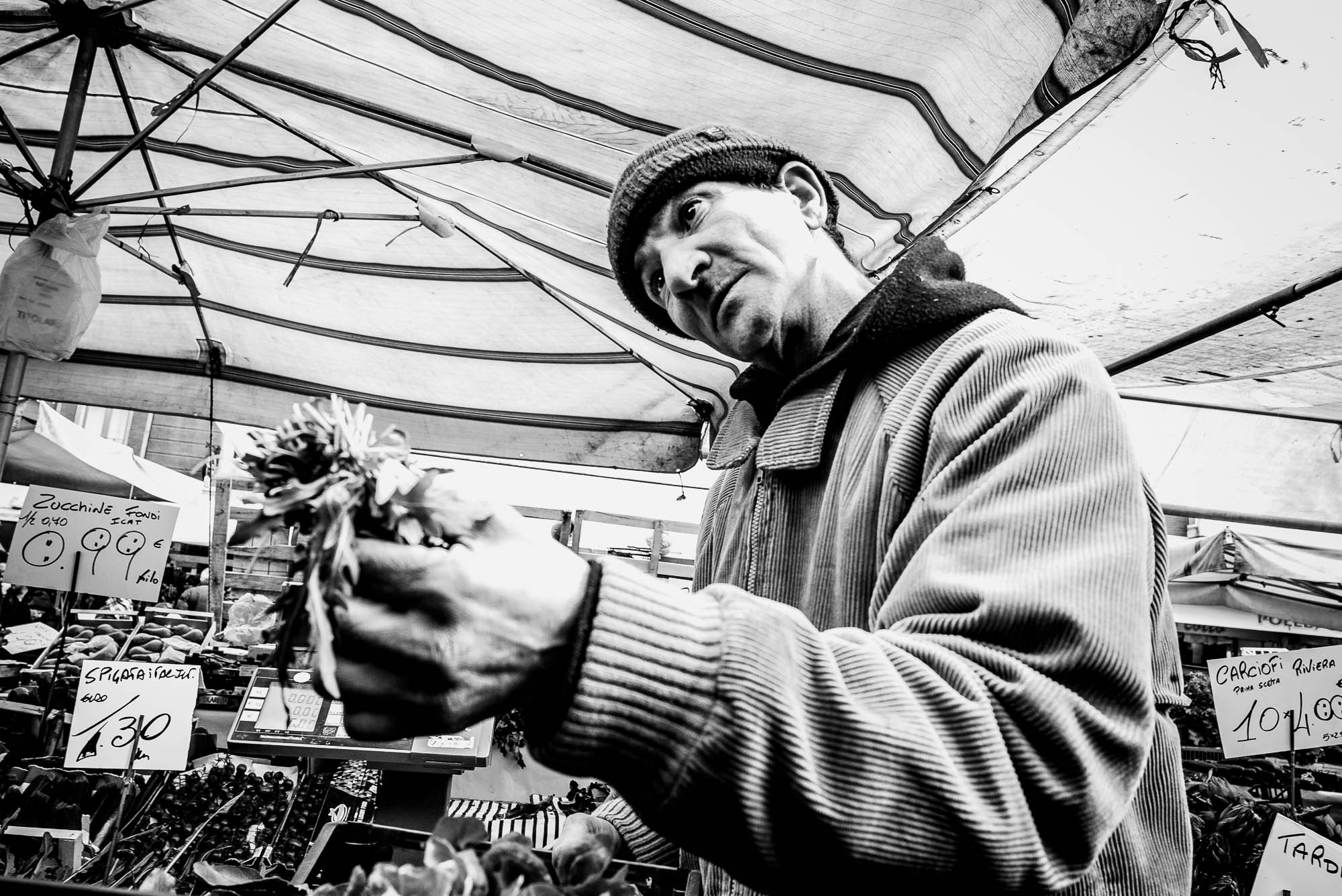 Summicron-M 1:2/28 ASPH. sample photo. At the market 2 photography