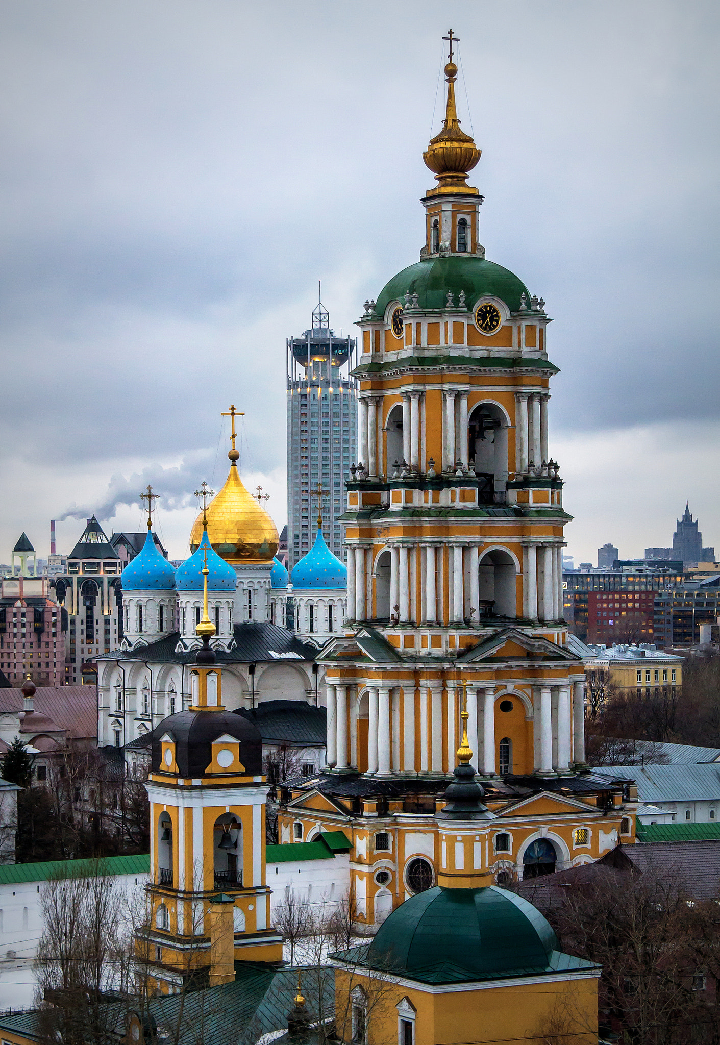 Canon EF 24-85mm F3.5-4.5 USM sample photo. Novospassky monastery and swissotel red hills photography
