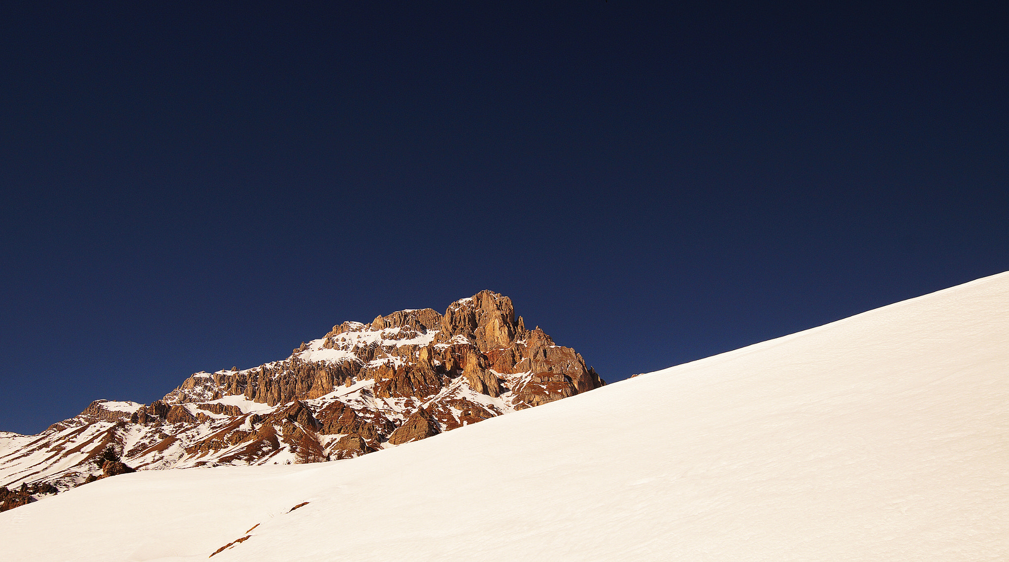 Sony SLT-A58 + 10-20mm F3.5 sample photo. Italian mountain photography