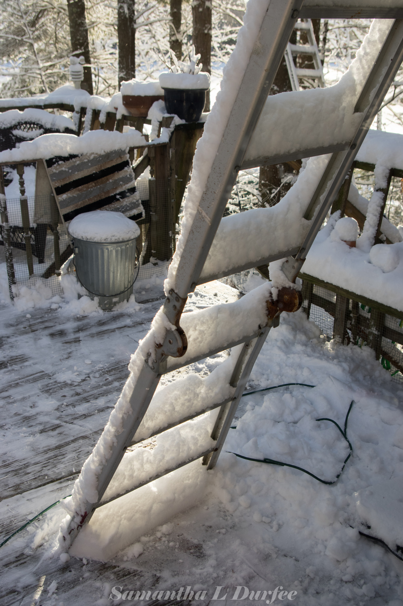 Pentax smc DA 18-55mm F3.5-5.6 AL sample photo. Ladders photography