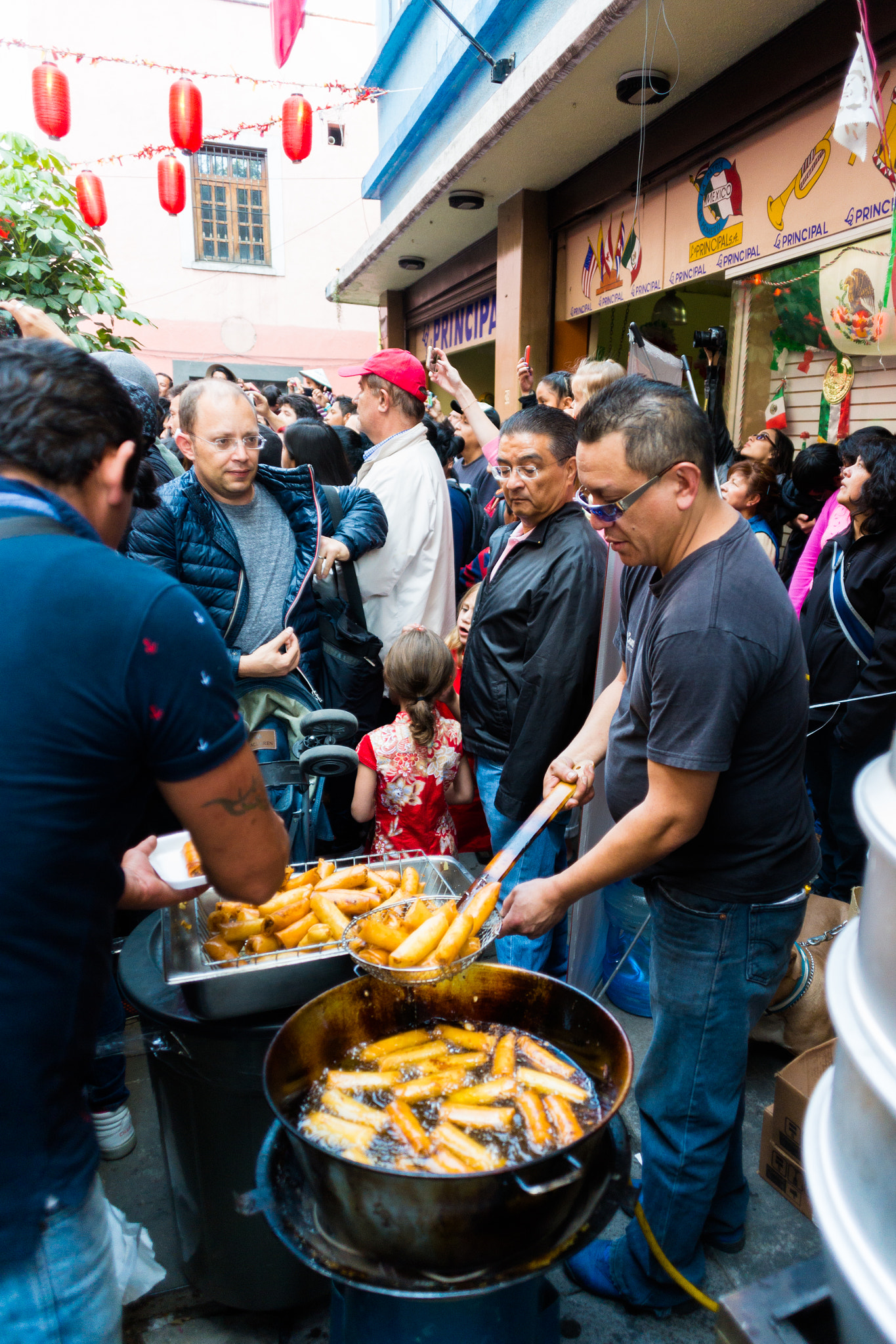 Sony a99 II + Sony 20mm F2.8 sample photo. Chinese new year in mexico city photography