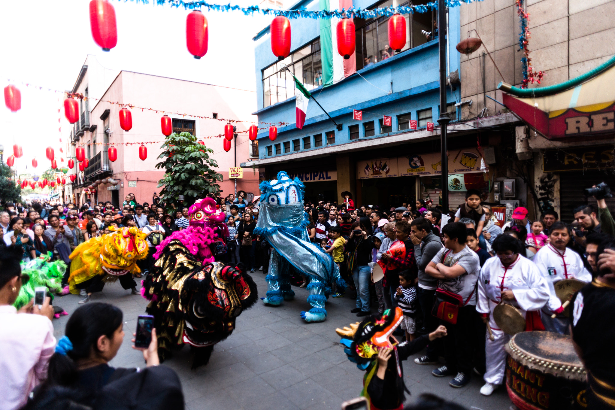 Sony a99 II + Sony 20mm F2.8 sample photo. Chinese new year in mexico city photography