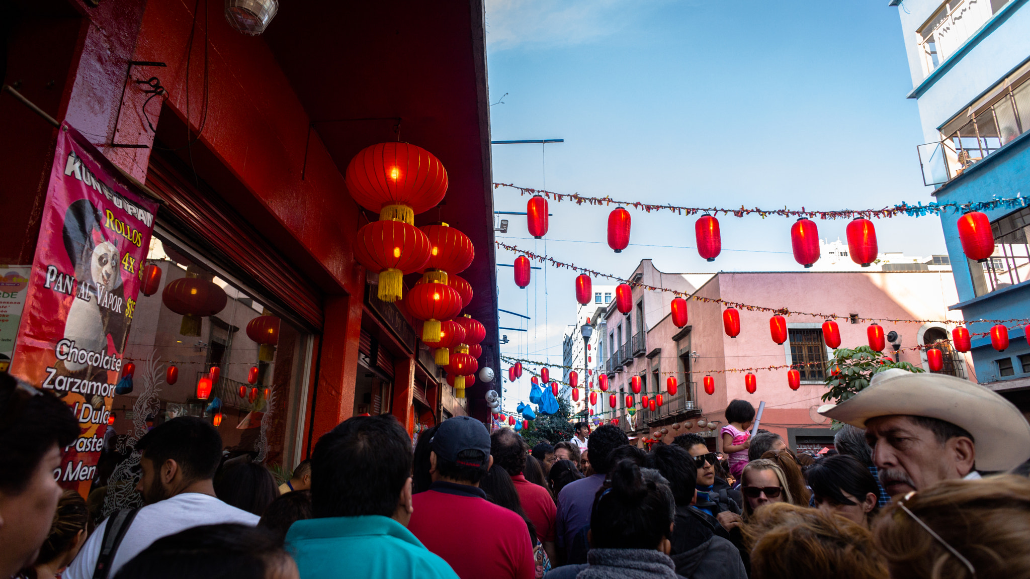 Sony a99 II + Sony 20mm F2.8 sample photo. Chinese new year in mexico city photography