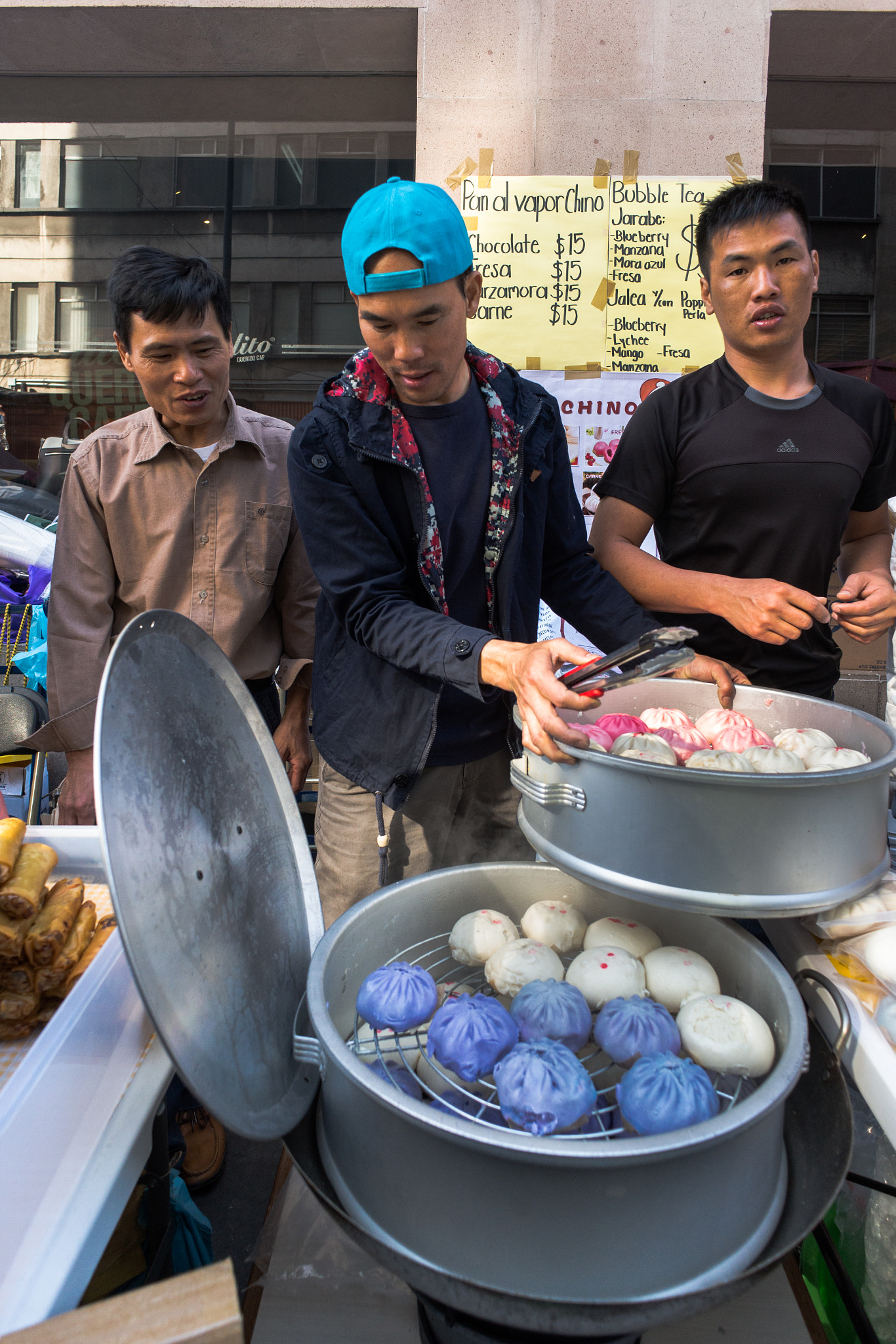 Sony a99 II + Sony 20mm F2.8 sample photo. Chinese new year in mexico city photography