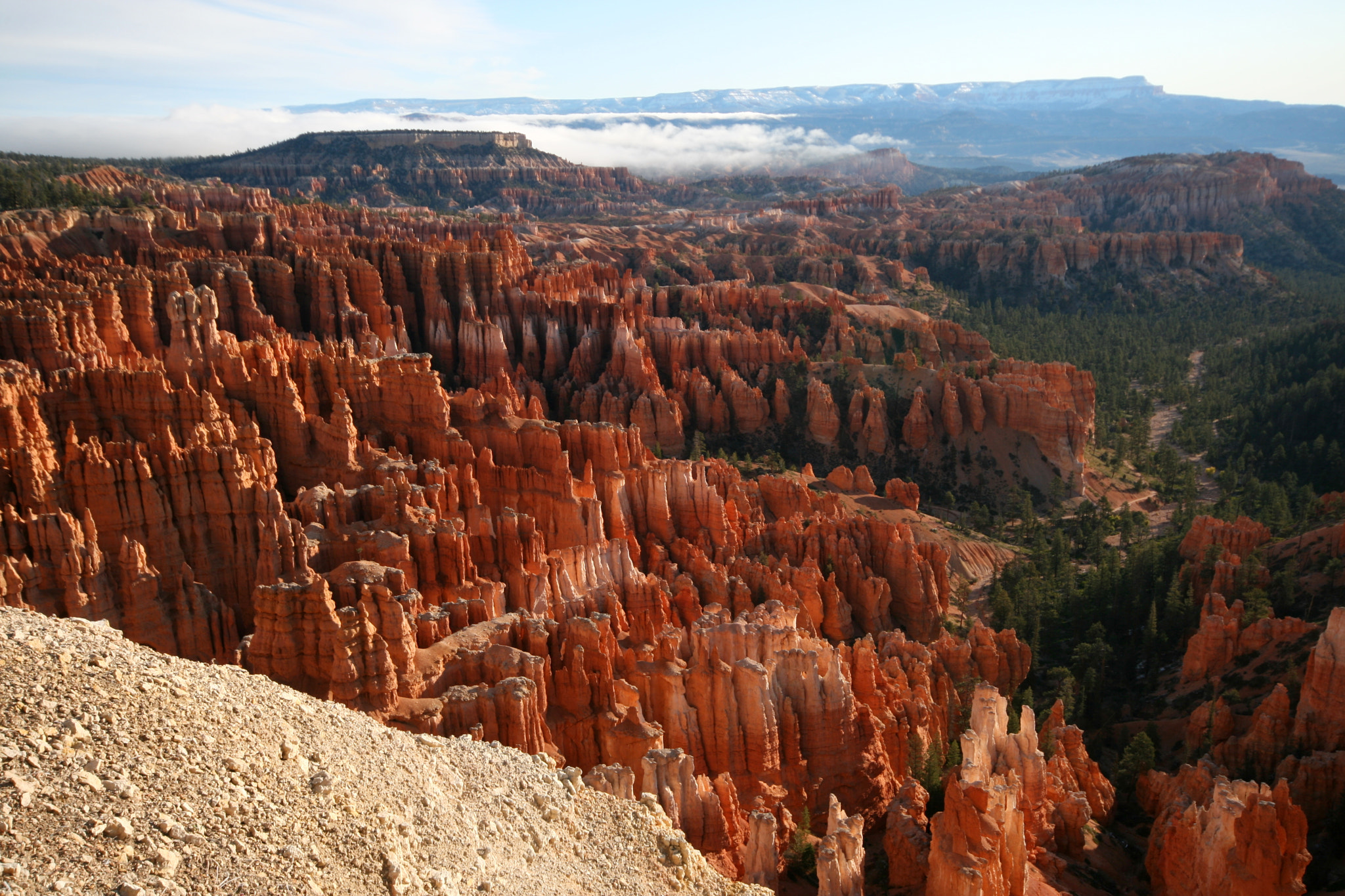Canon EOS 400D (EOS Digital Rebel XTi / EOS Kiss Digital X) sample photo. Bryce canyon photography