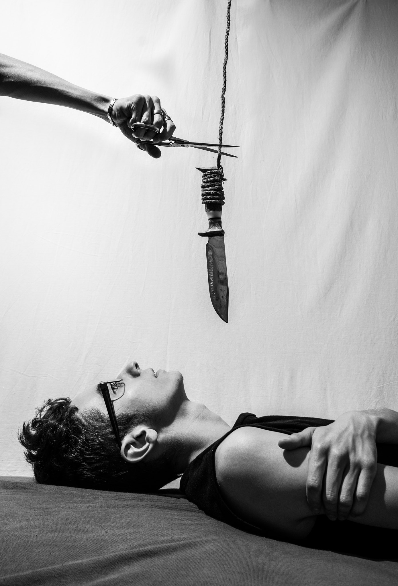 Sigma AF 10-20mm F4-5.6 EX DC sample photo. Killing himself... photography