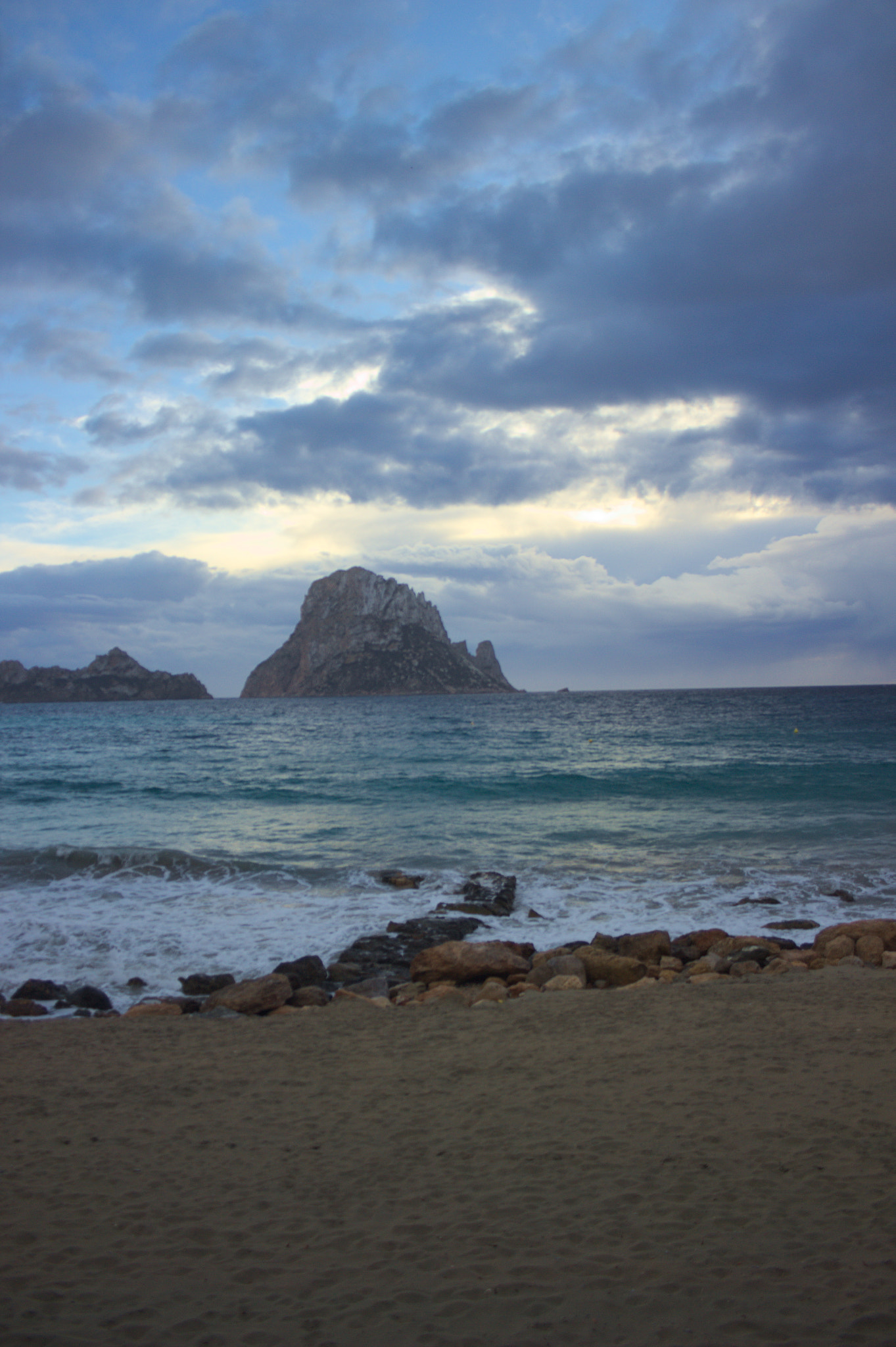 Canon EF-S 18-55mm F3.5-5.6 sample photo. Ibiza photography