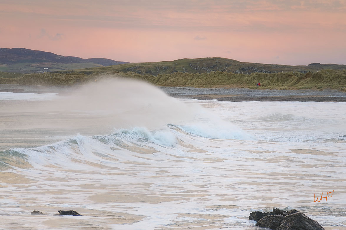 XF50-140mmF2.8 R LM OIS WR + 1.4x sample photo. Sunset surf photography