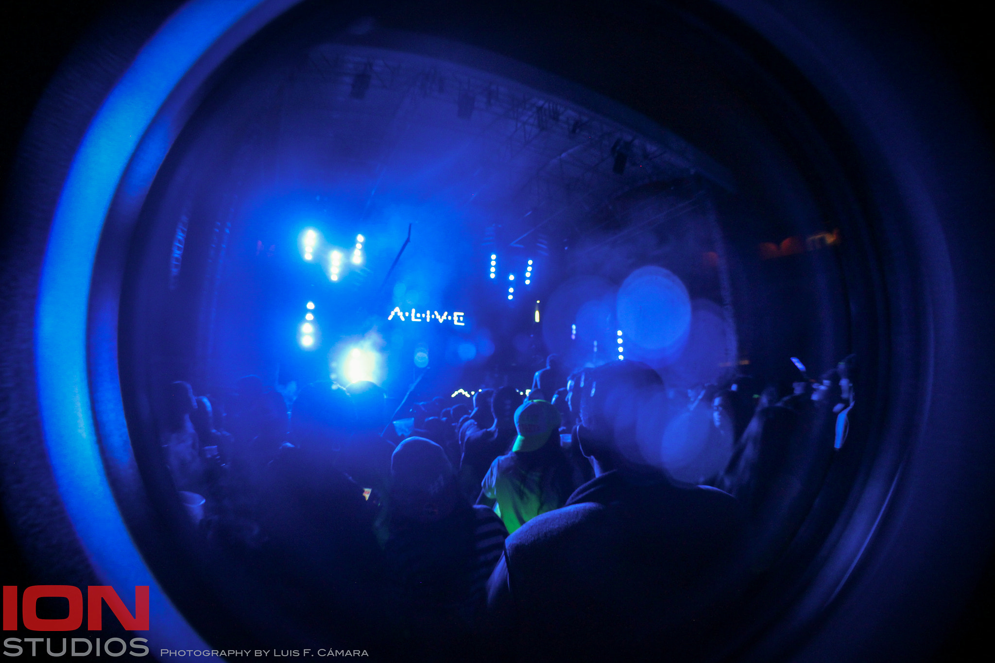 Canon EF-S 18-55mm F3.5-5.6 sample photo. Music photography