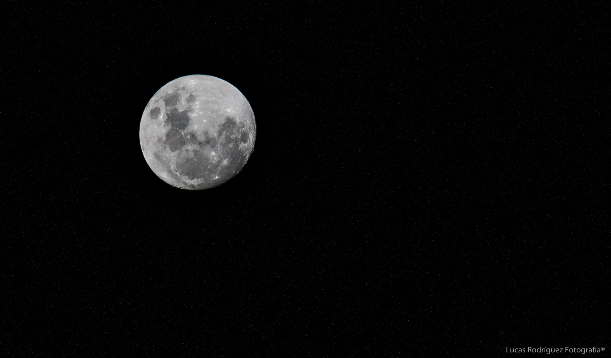 Tamron SP AF 200-500mm F5-6.3 Di LD (IF) sample photo. Luna - moon photography