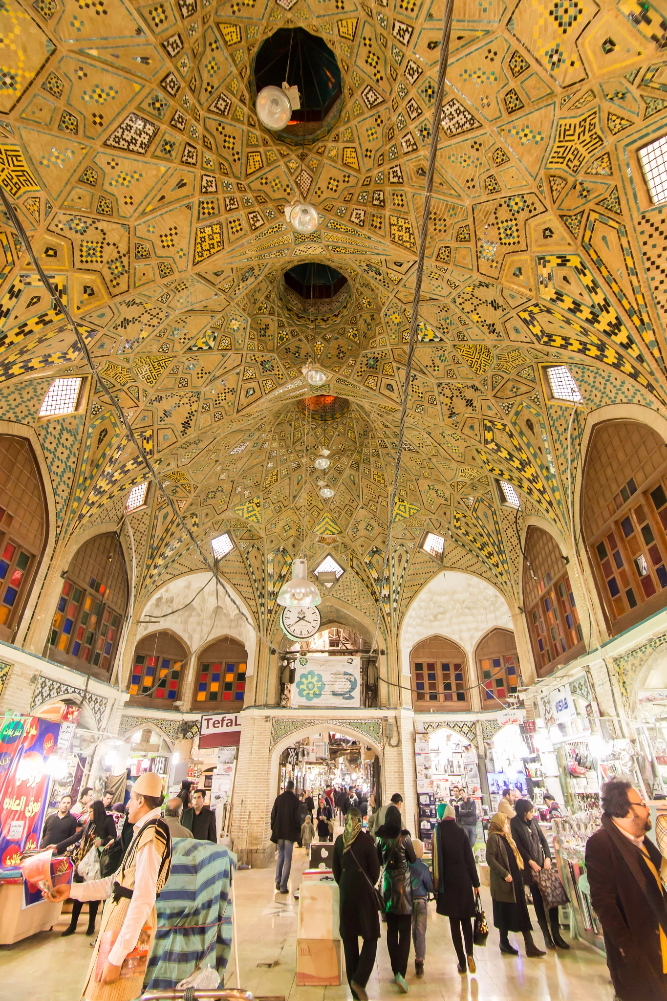 Canon EF-S 17-85mm F4-5.6 IS USM sample photo. Bazar in iran photography