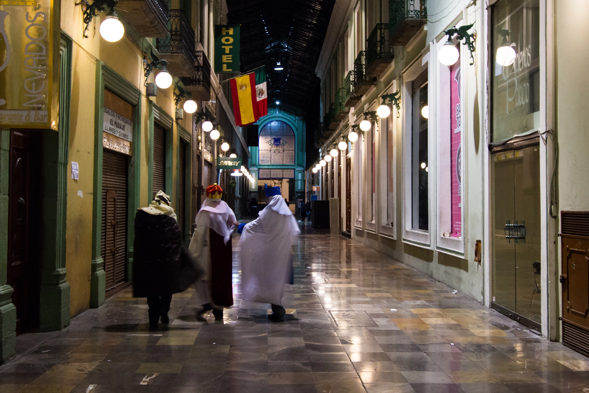 Canon EF-S 10-18mm F4.5–5.6 IS STM sample photo. Reyes magos photography