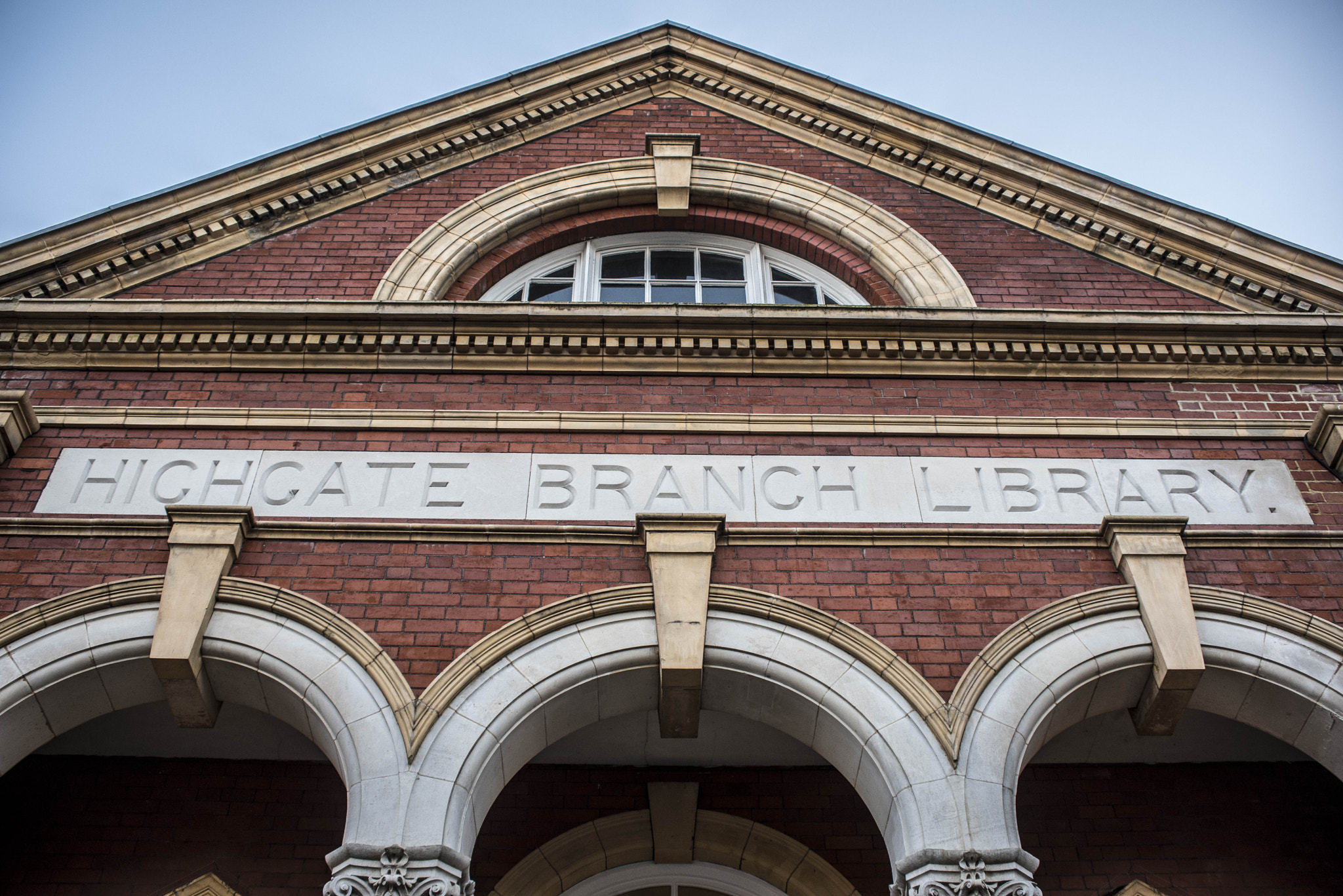 AF Zoom-Nikkor 35-105mm f/3.5-4.5 sample photo. Highgate branch library photography