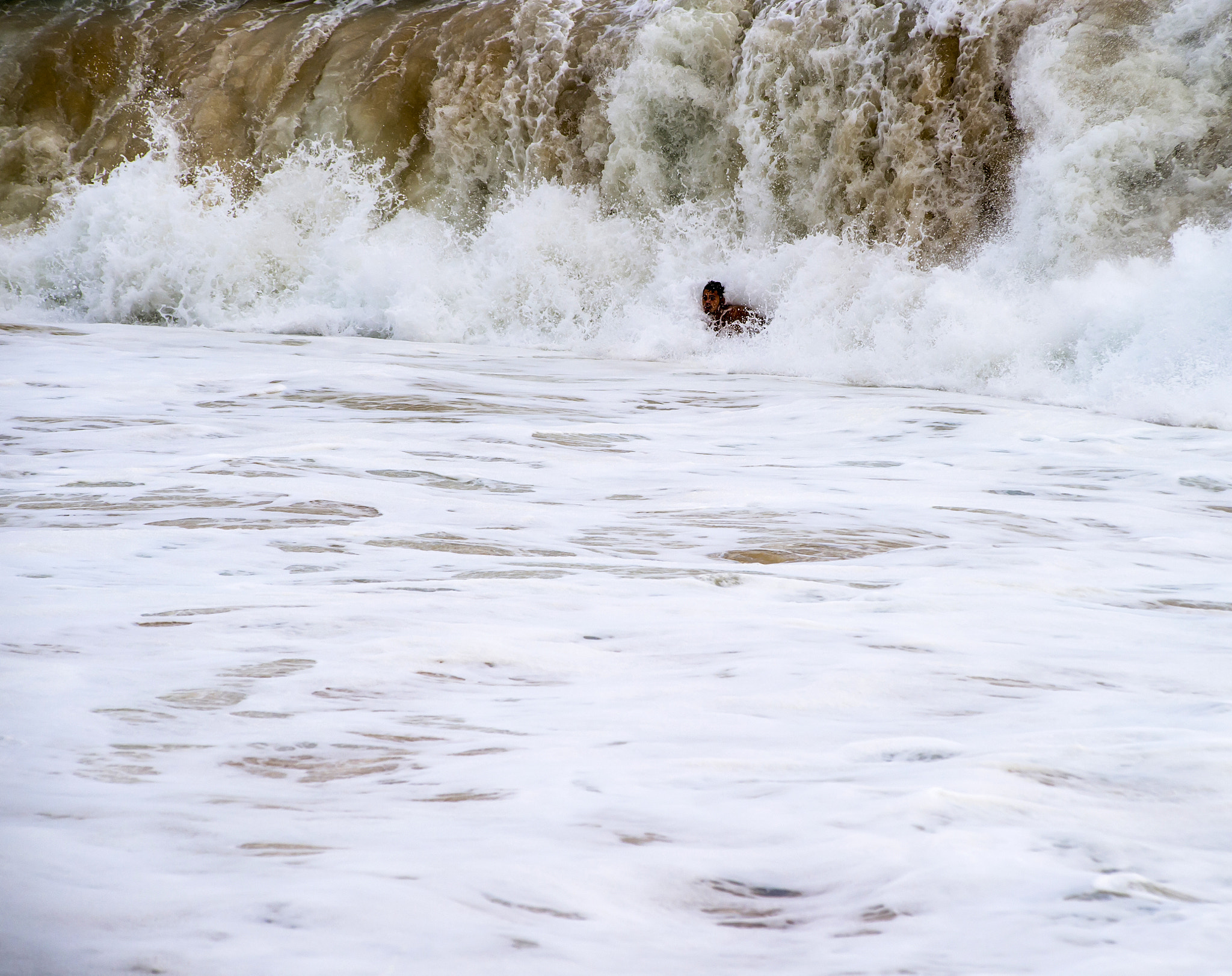 AF Zoom-Nikkor 80-200mm f/2.8 ED sample photo. Trouble photography