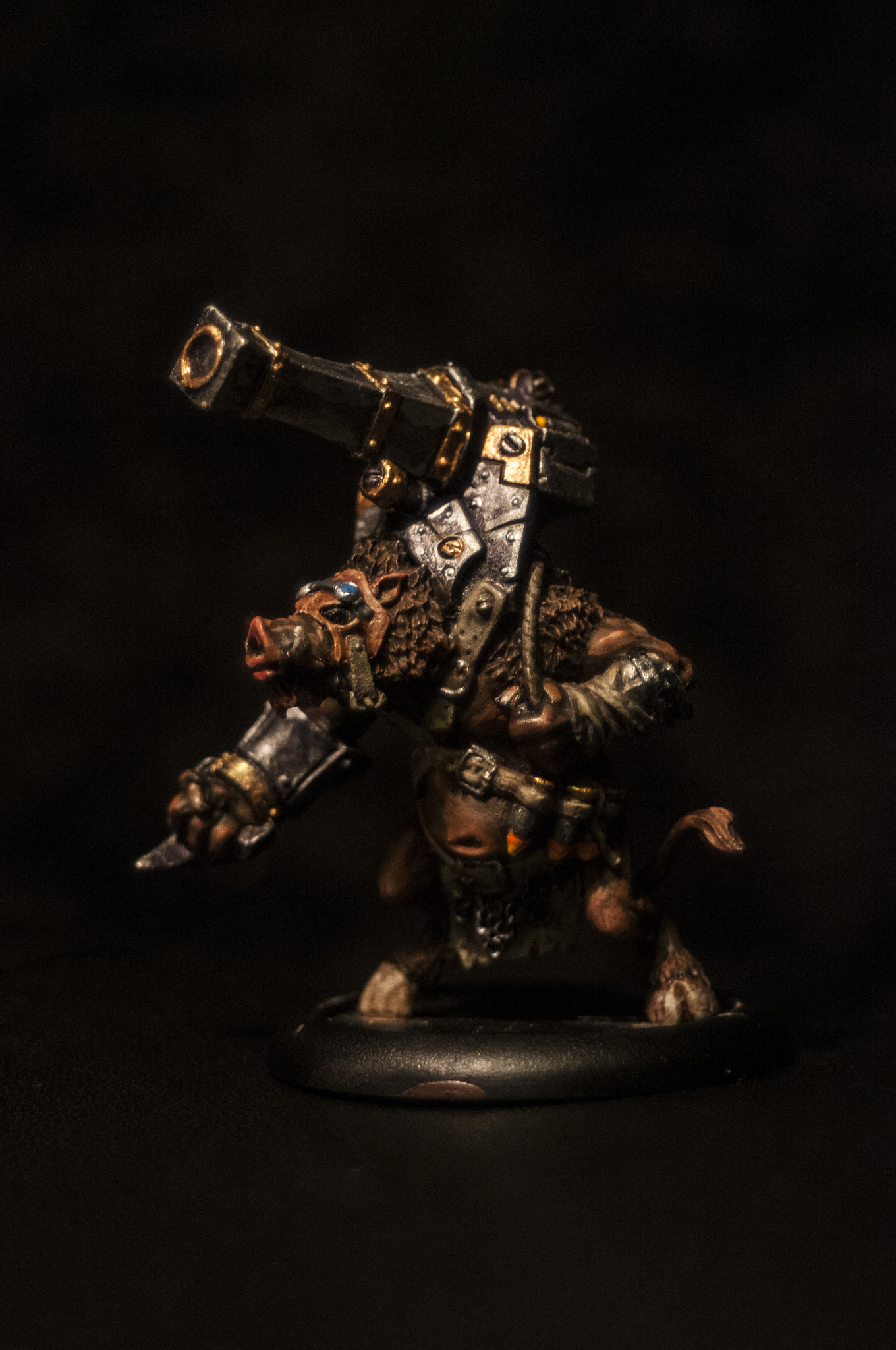 AF Zoom-Nikkor 28-80mm f/3.5-5.6D sample photo. Warmachine. photography