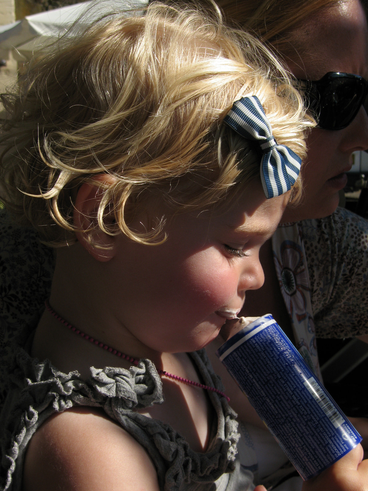 Canon POWERSHOT S80 sample photo. Little girl eating ice cream photography