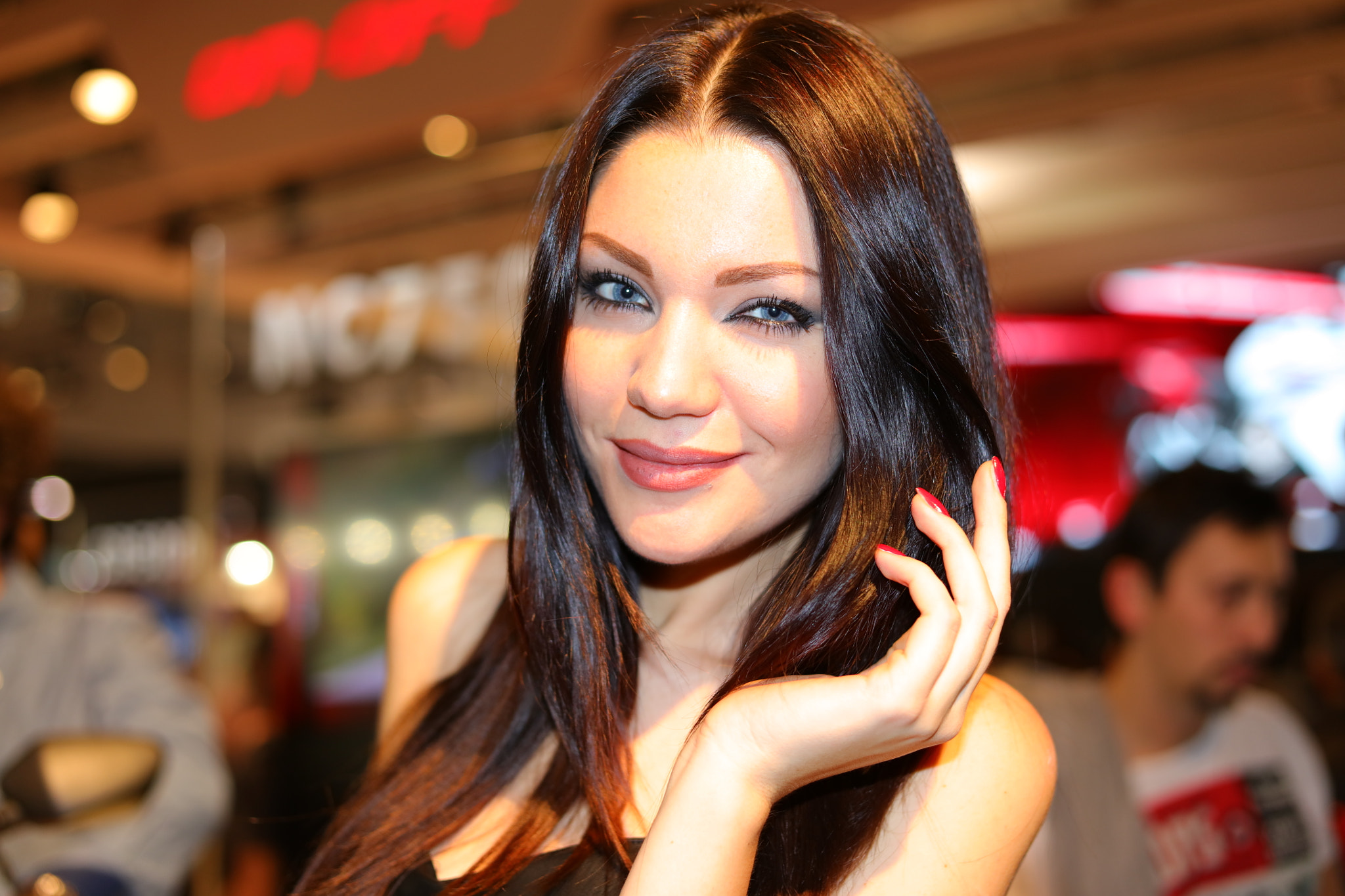 Canon EOS 5DS + Canon EF 50mm F1.8 STM sample photo. Milan motorcycle show photography