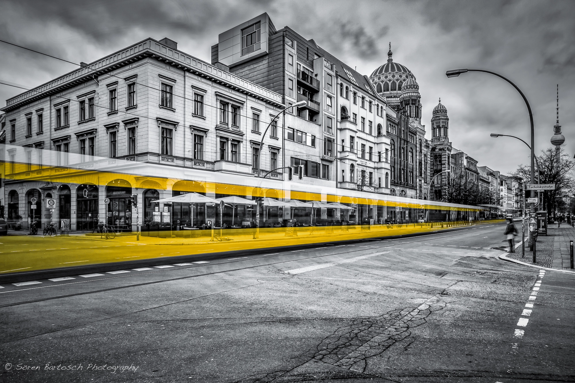 Sigma 10-20mm F3.5 EX DC HSM sample photo. Oranienburger straße berlin photography