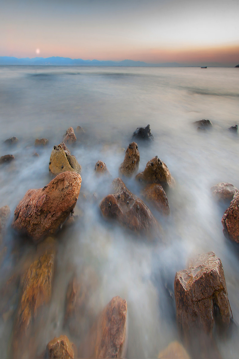 Sigma 10-20mm F3.5 EX DC HSM sample photo. Stones photography