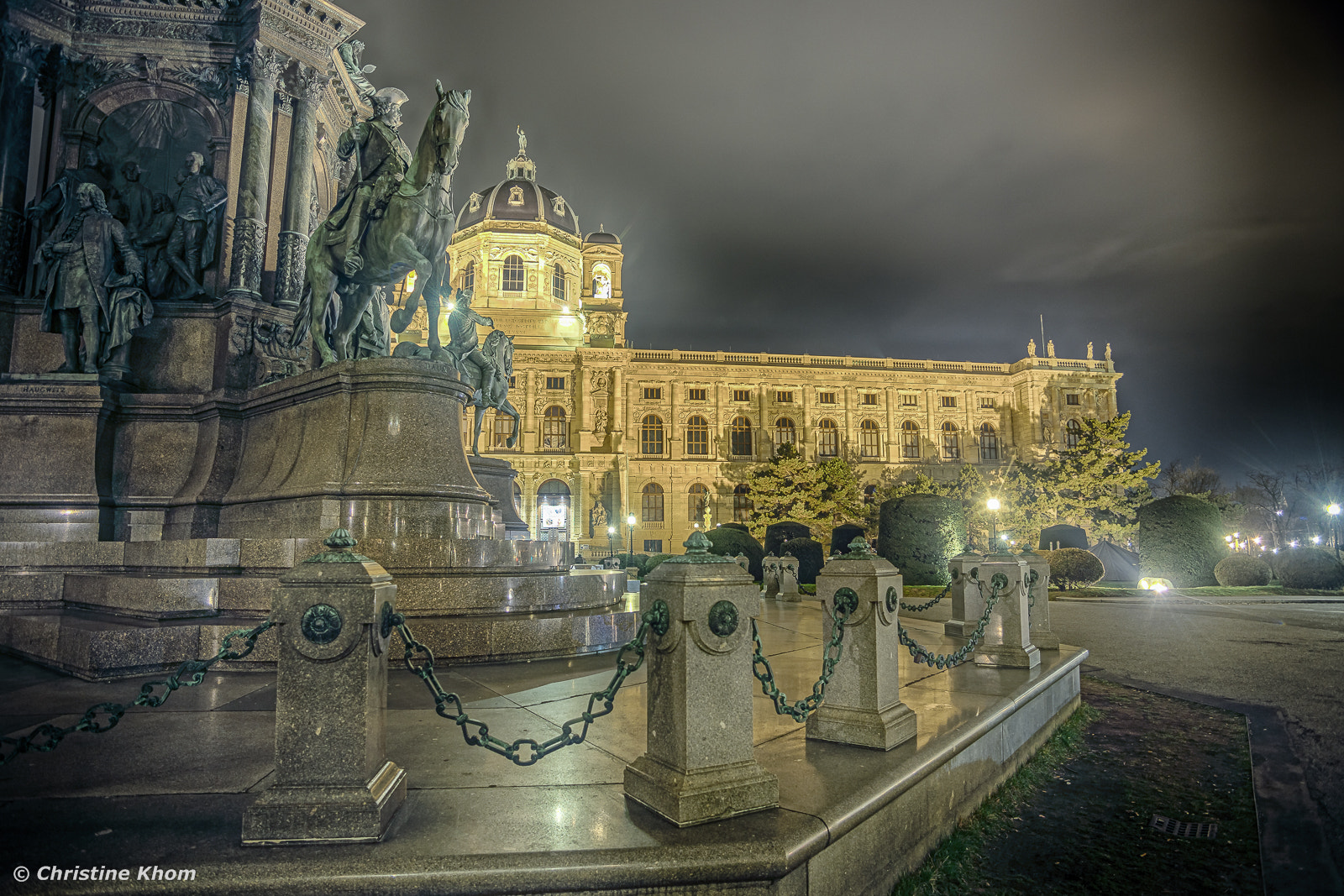 Canon EF 20-35mm F3.5-4.5 USM sample photo. Naturhistorisches museum photography