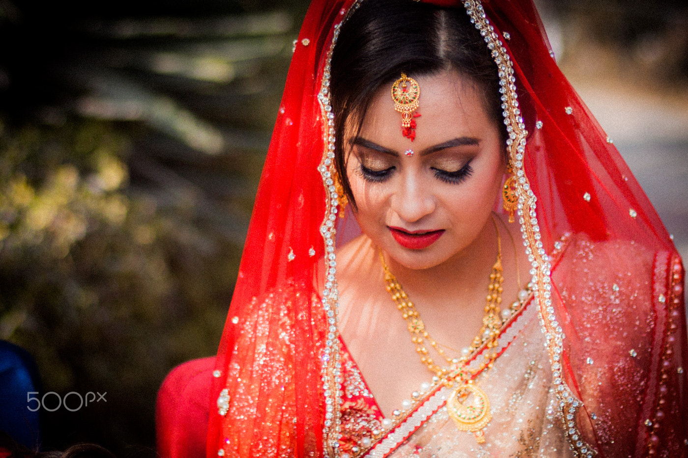 Canon EOS 500D (EOS Rebel T1i / EOS Kiss X3) + Canon EF 50mm F1.4 USM sample photo. Nepali bride photography