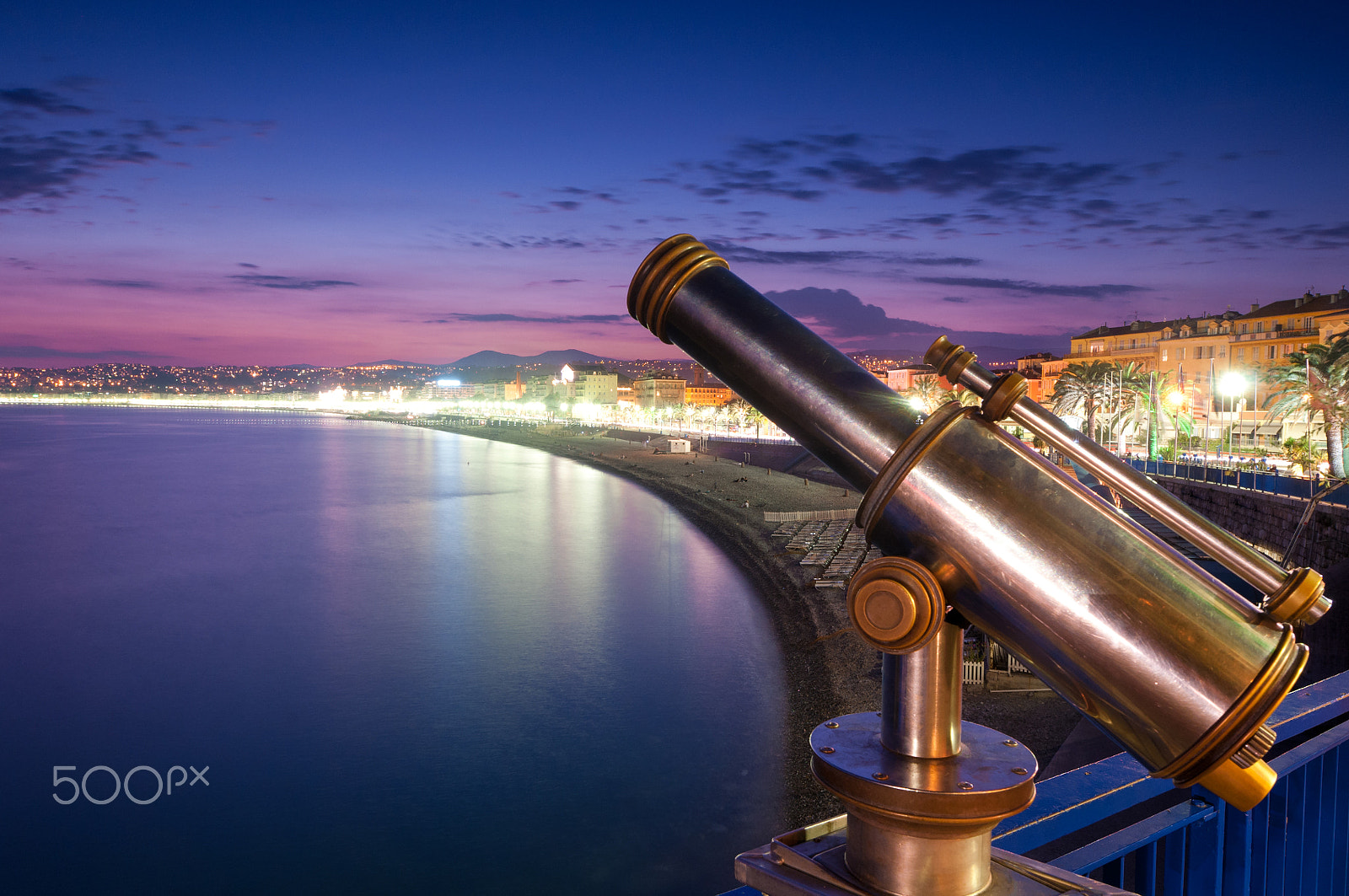 Nikon AF-S Nikkor 16-35mm F4G ED VR sample photo. Sunset view of nice city coast. photography