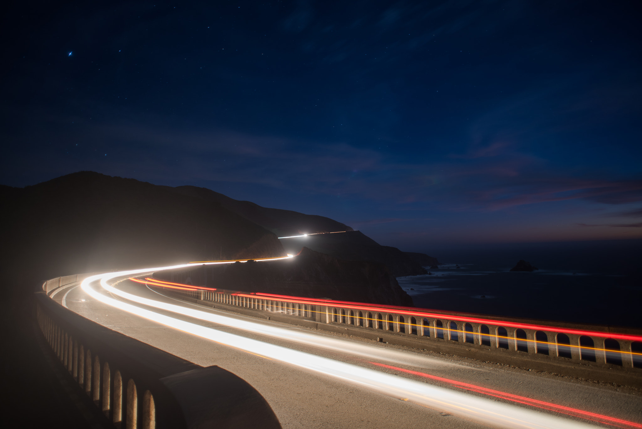 Nikon D810 + Nikon AF Nikkor 20mm F2.8D sample photo. Bixby bright car lights photography