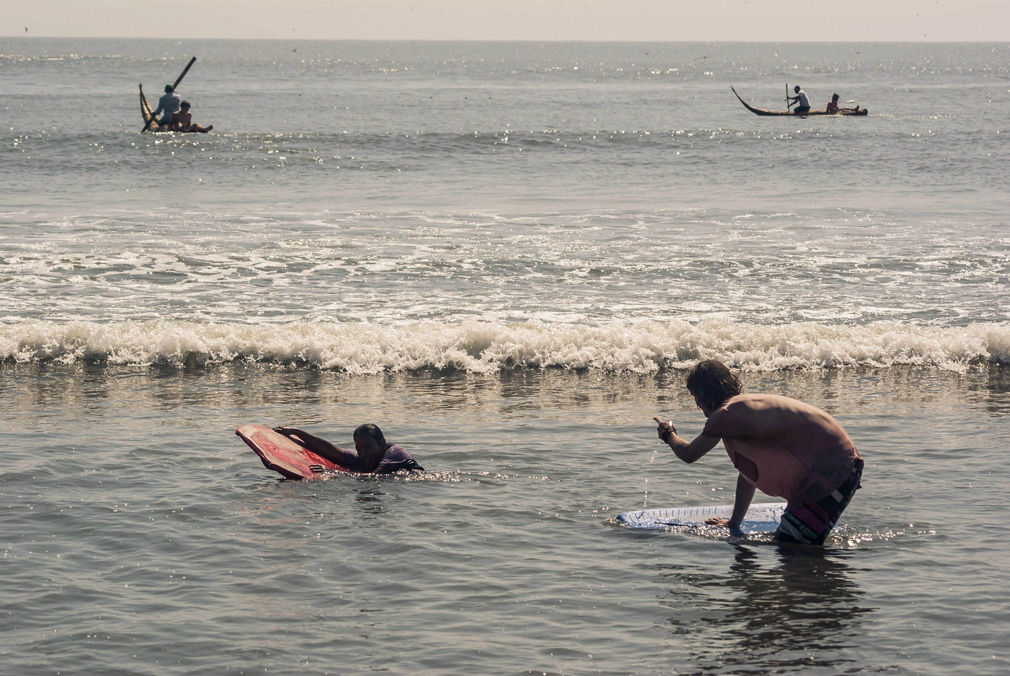 Sony Alpha DSLR-A200 + Sigma 70-300mm F4-5.6 DL Macro sample photo. Huanchaco, peru photography