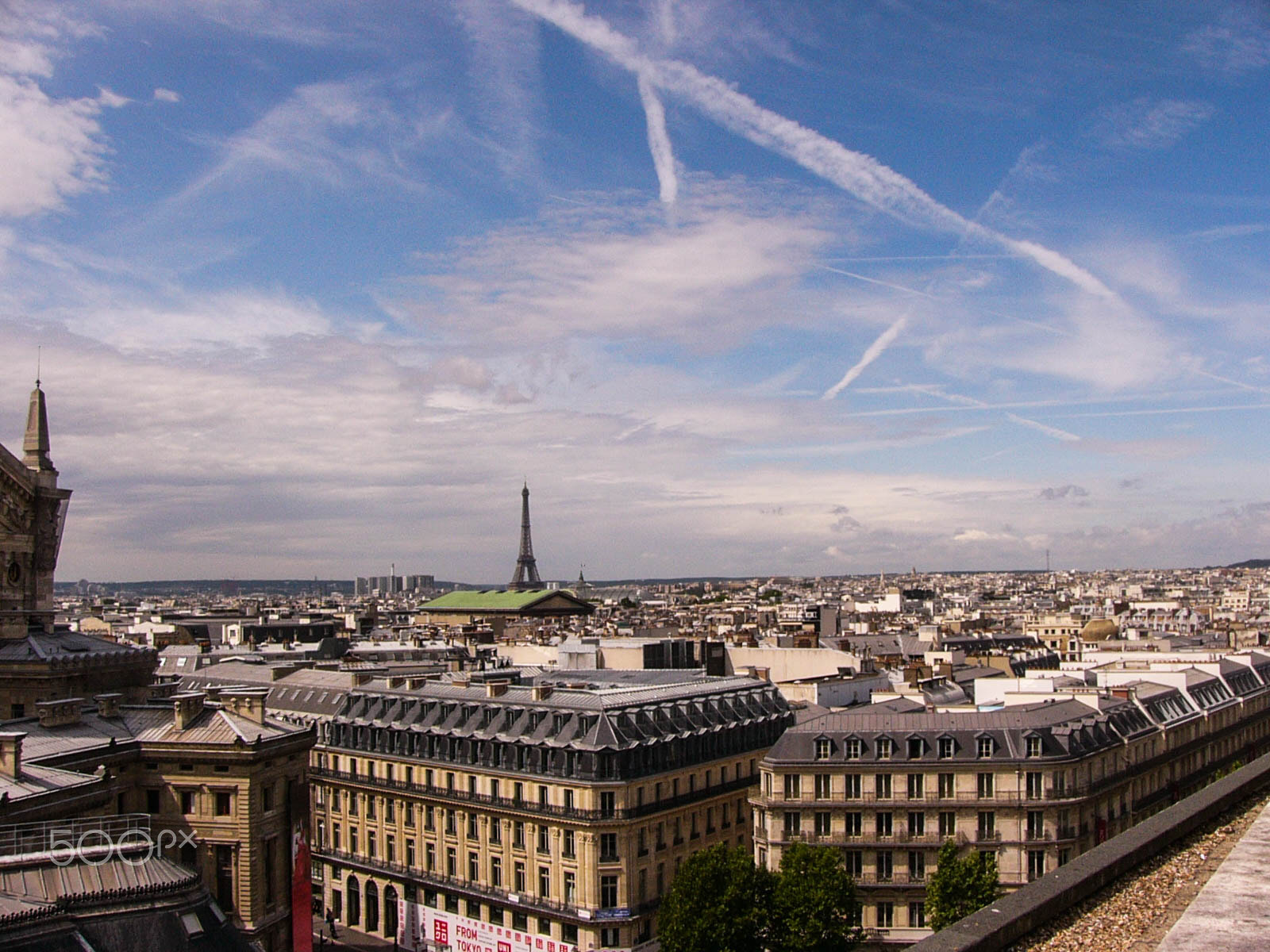 Panasonic DMC-FZ2 sample photo. Paris, france photography