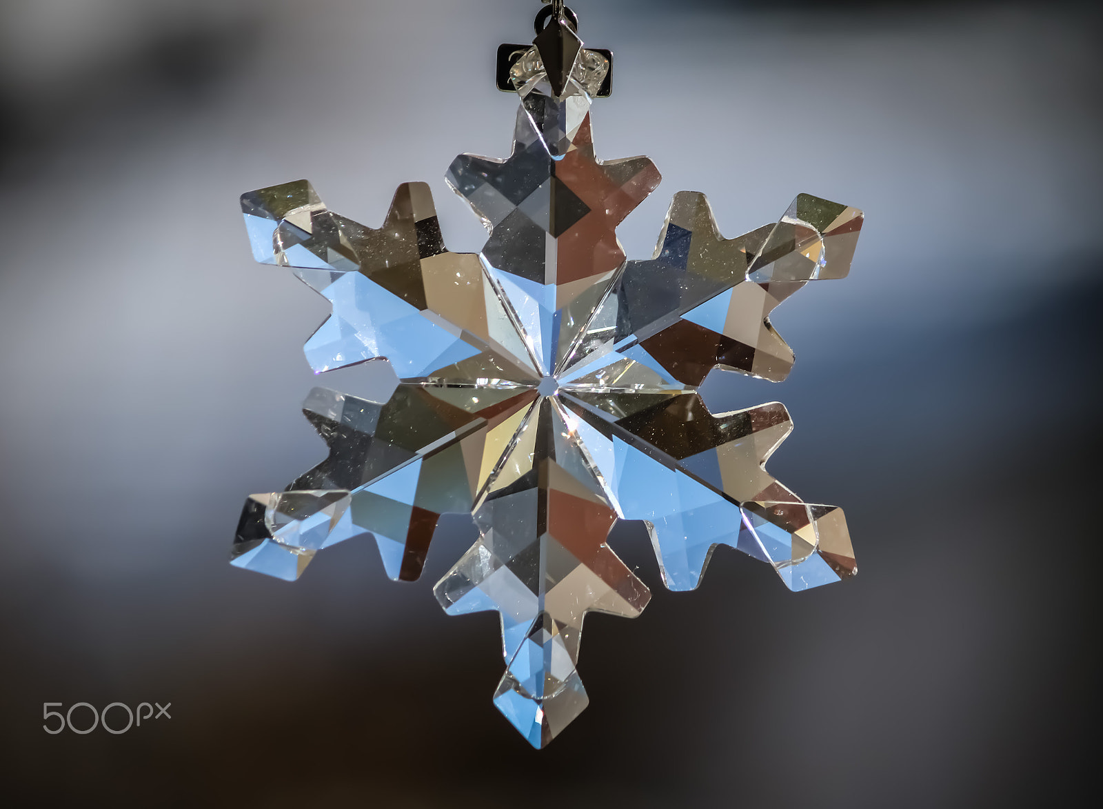 Canon EF-S 55-250mm F4-5.6 IS sample photo. Glass snowflake photography