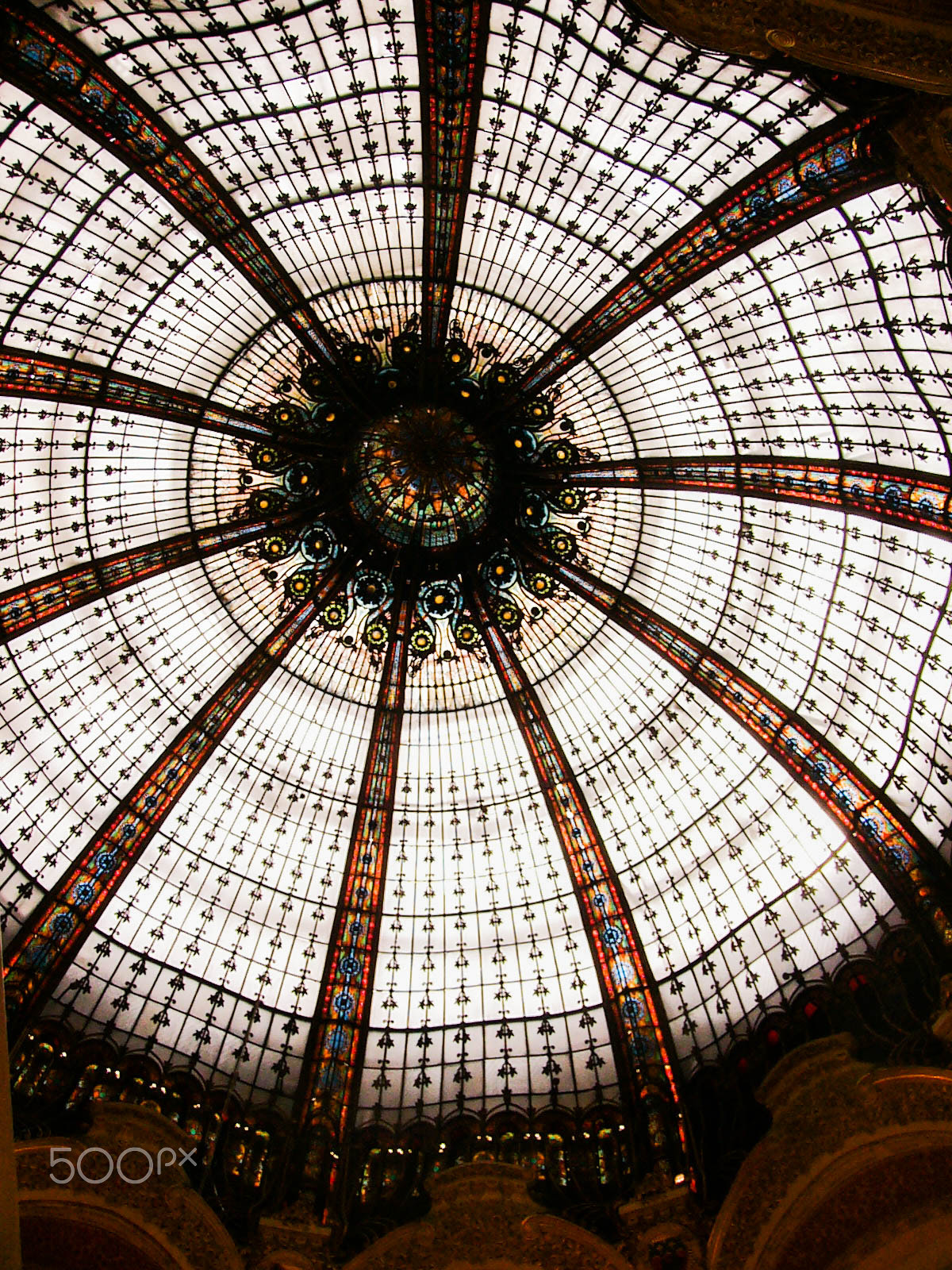 Panasonic DMC-FZ2 sample photo. Galleries lafayette, paris, france photography