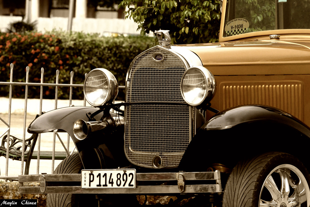 AF-S Zoom-Nikkor 80-200mm f/2.8D IF-ED sample photo. Car  photography