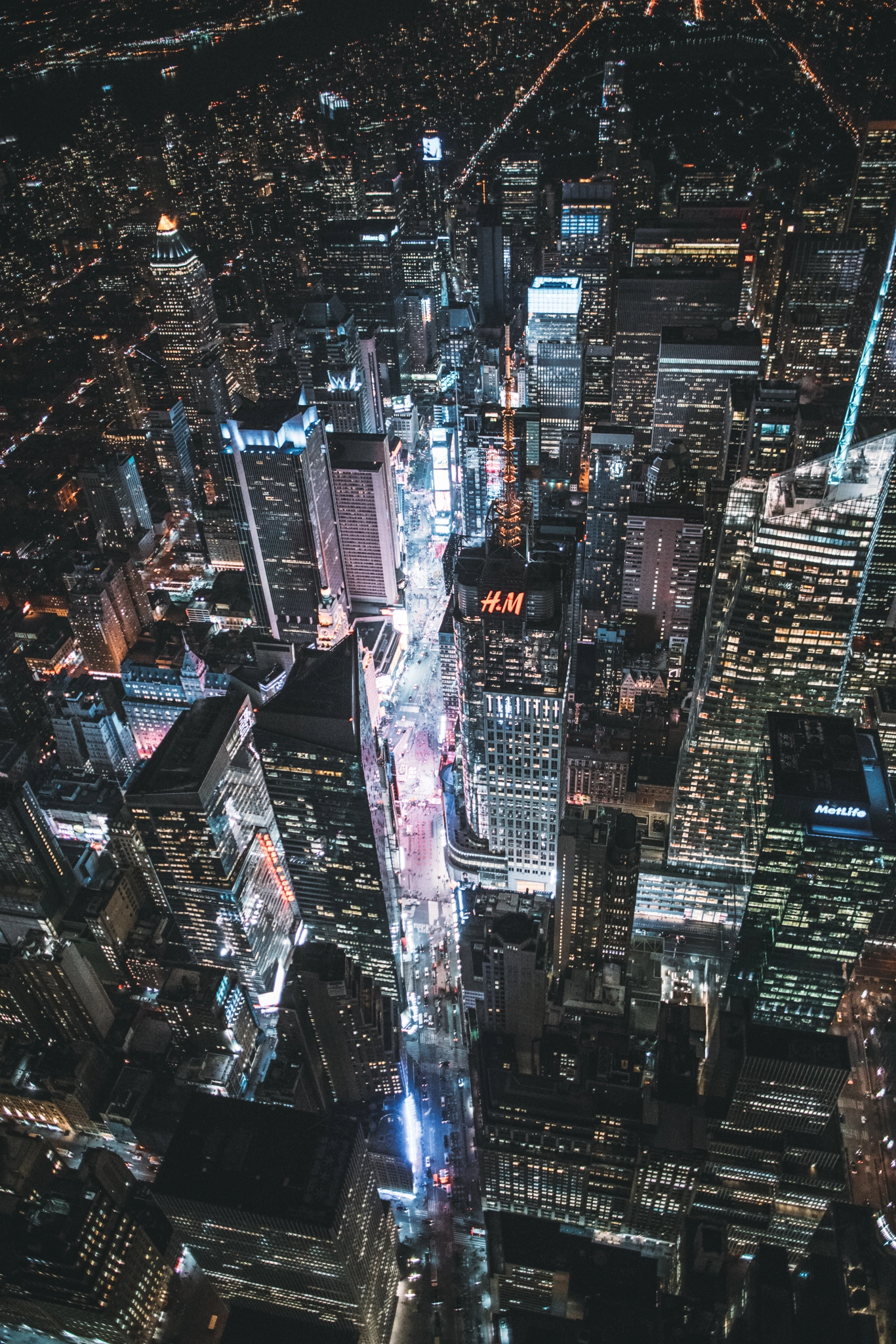 Sony a7R II + Canon EF 24mm F1.4L II USM sample photo. Times square from above photography