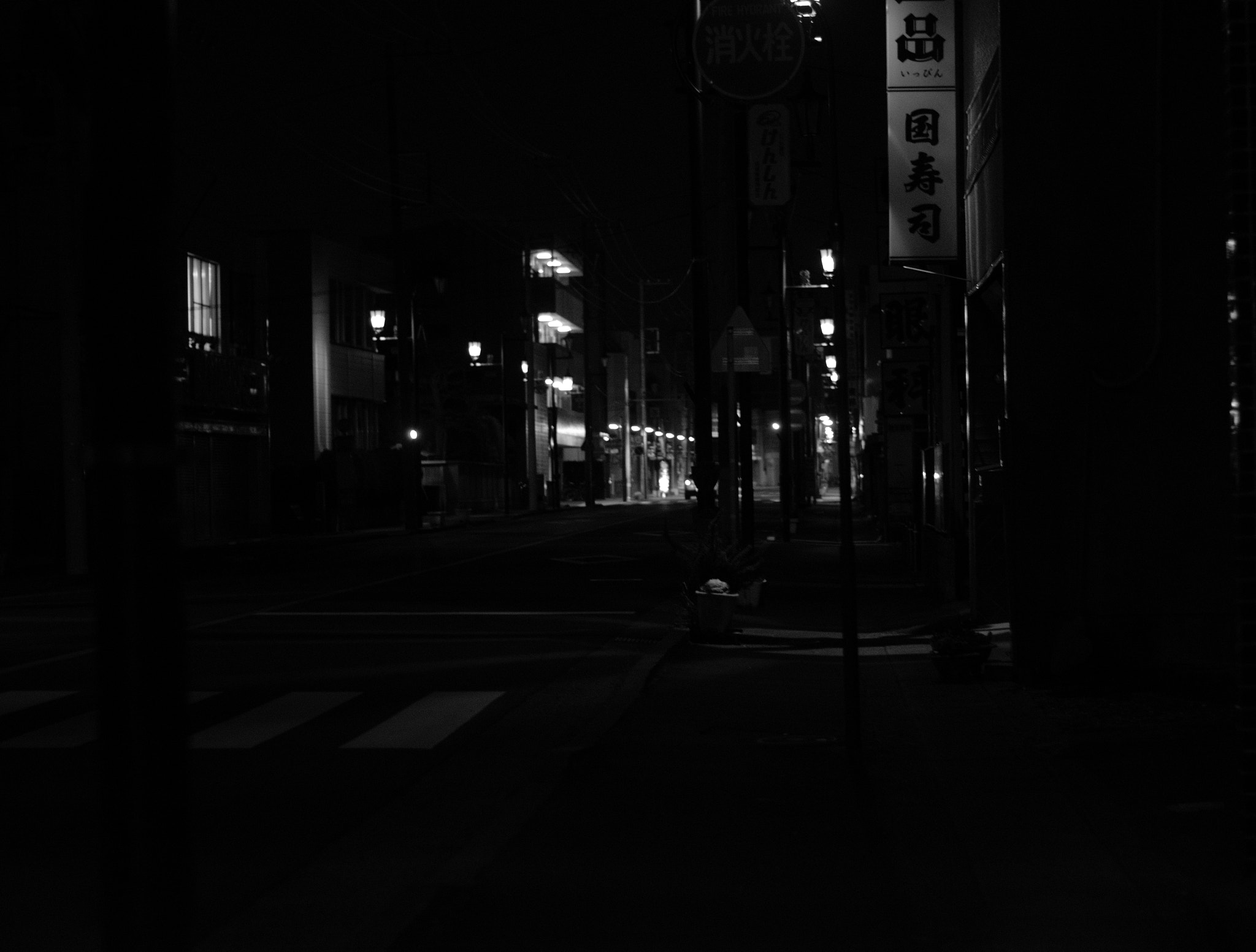 50mm F1.8 sample photo. Dark walk photography