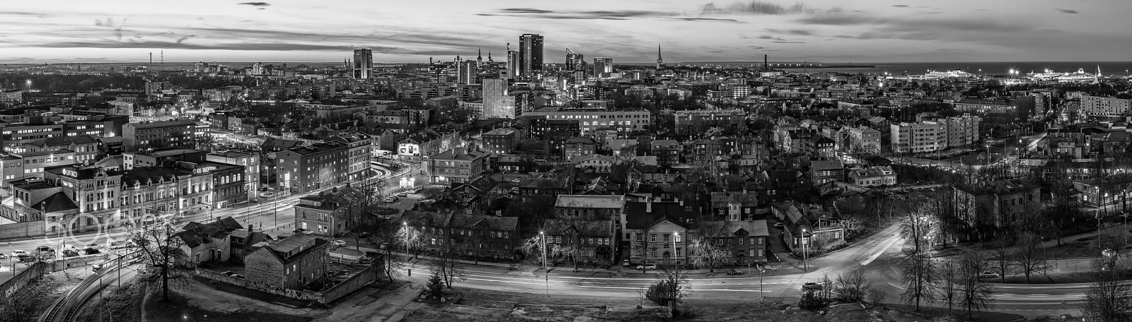 Nikon D3X sample photo. Kesklinn, tallinn bw photography