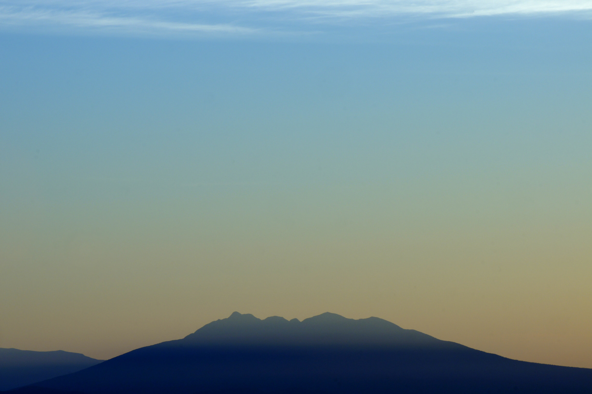 Sony SLT-A33 sample photo. 『 斜里岳 』 photography