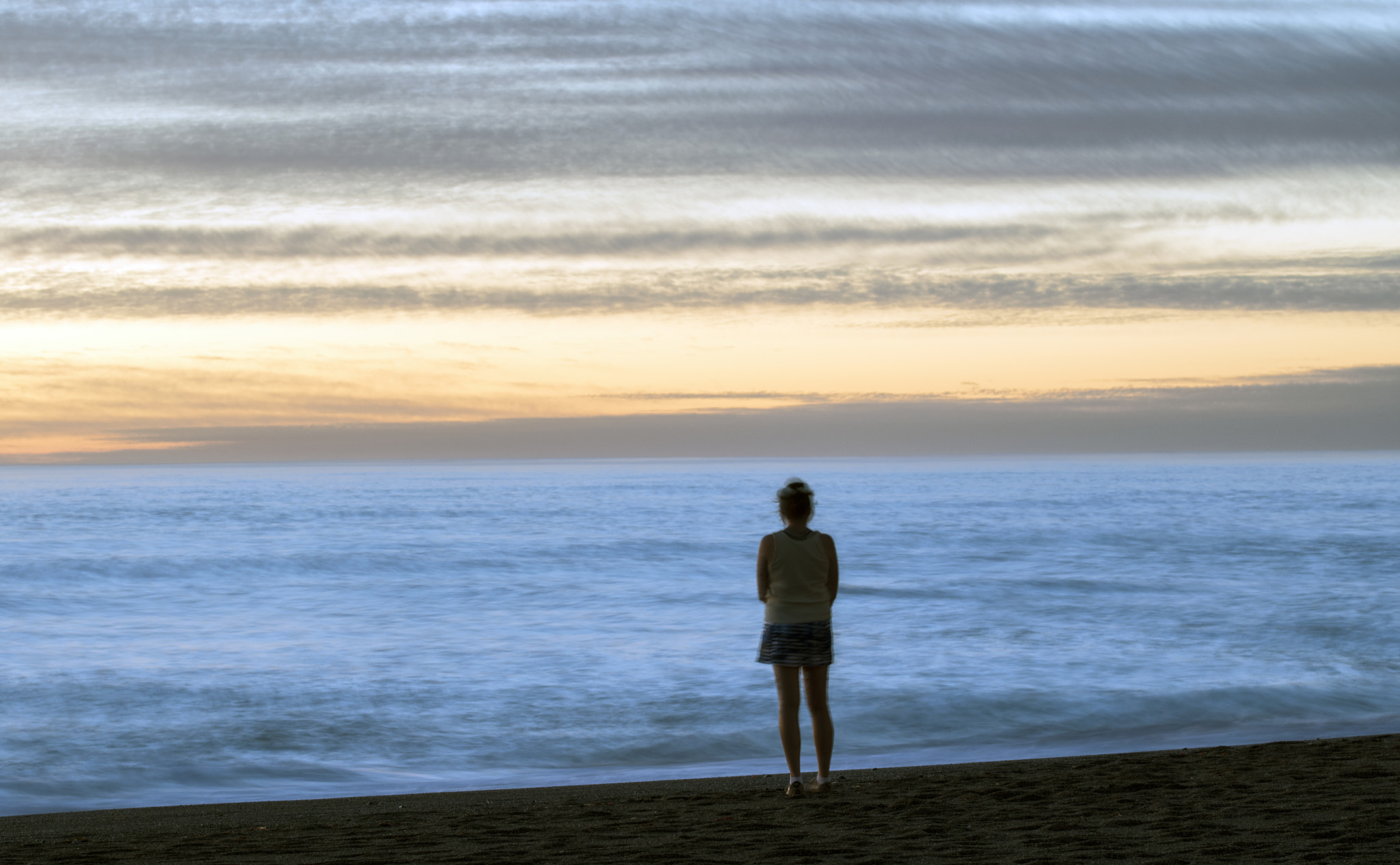 Nikon AF-S Nikkor 70-200mm F4G ED VR sample photo. Pacific contemplation photography