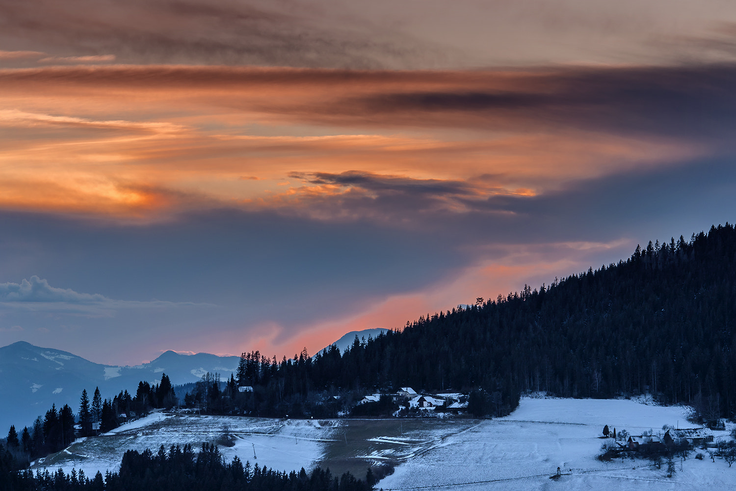 Panasonic Lumix G X Vario 35-100mm F2.8 OIS sample photo. Winter mood photography