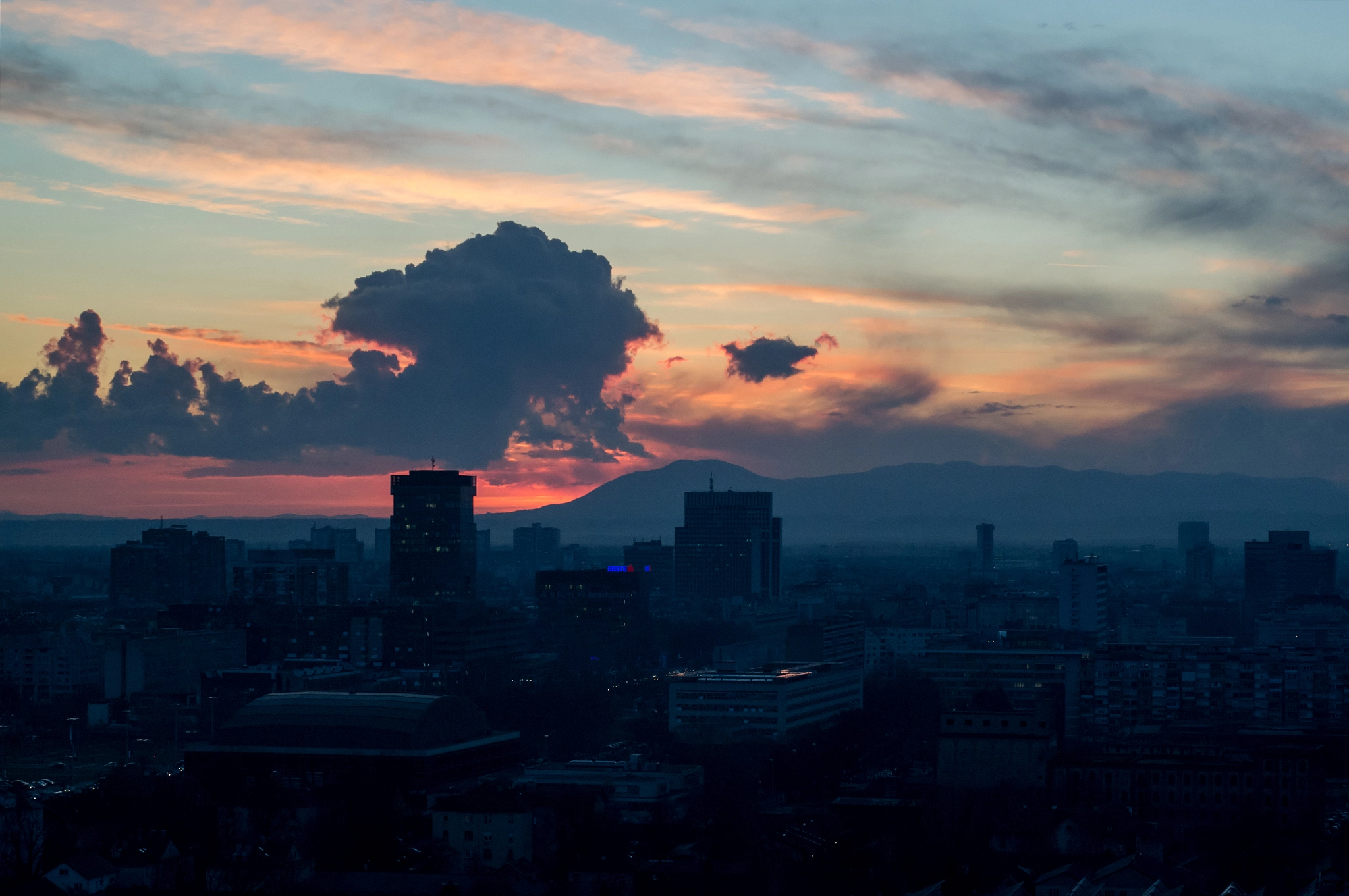 Panasonic Lumix DMC-GX7 sample photo. Thursday sunset photography