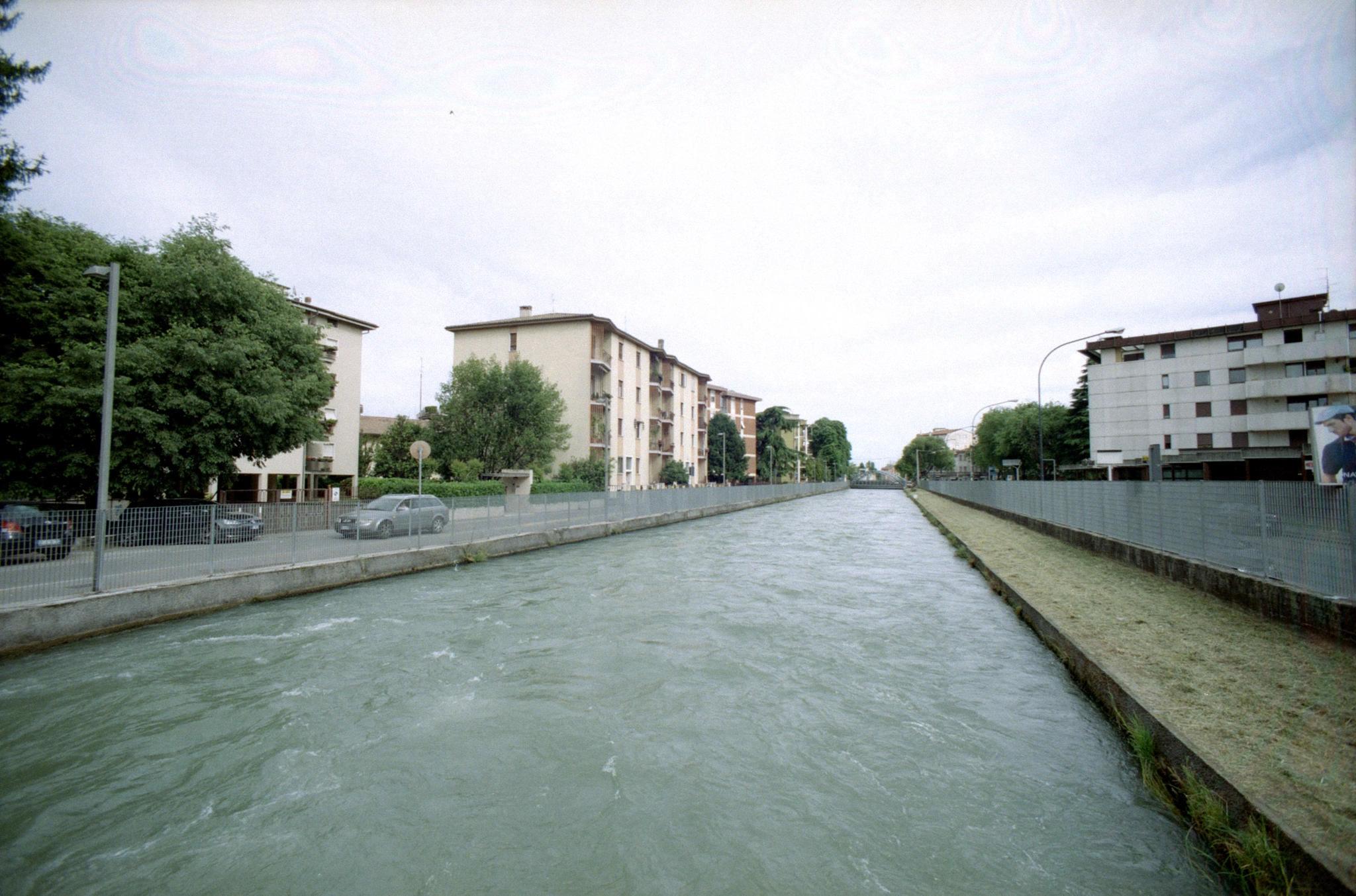 Pentax MZ-S sample photo. On the streets of verona photography