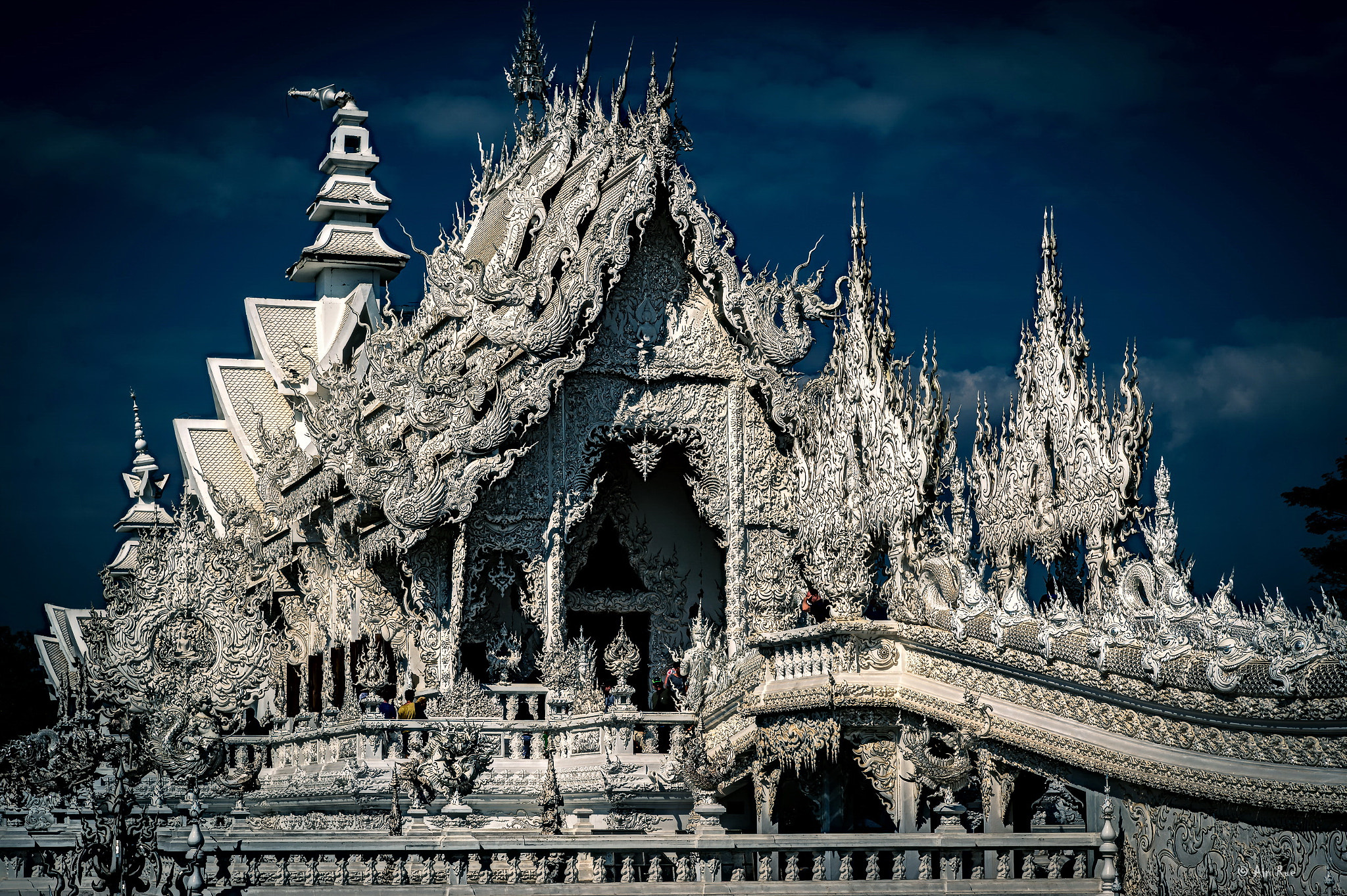 Nikon Df sample photo. Wat rongkun photography