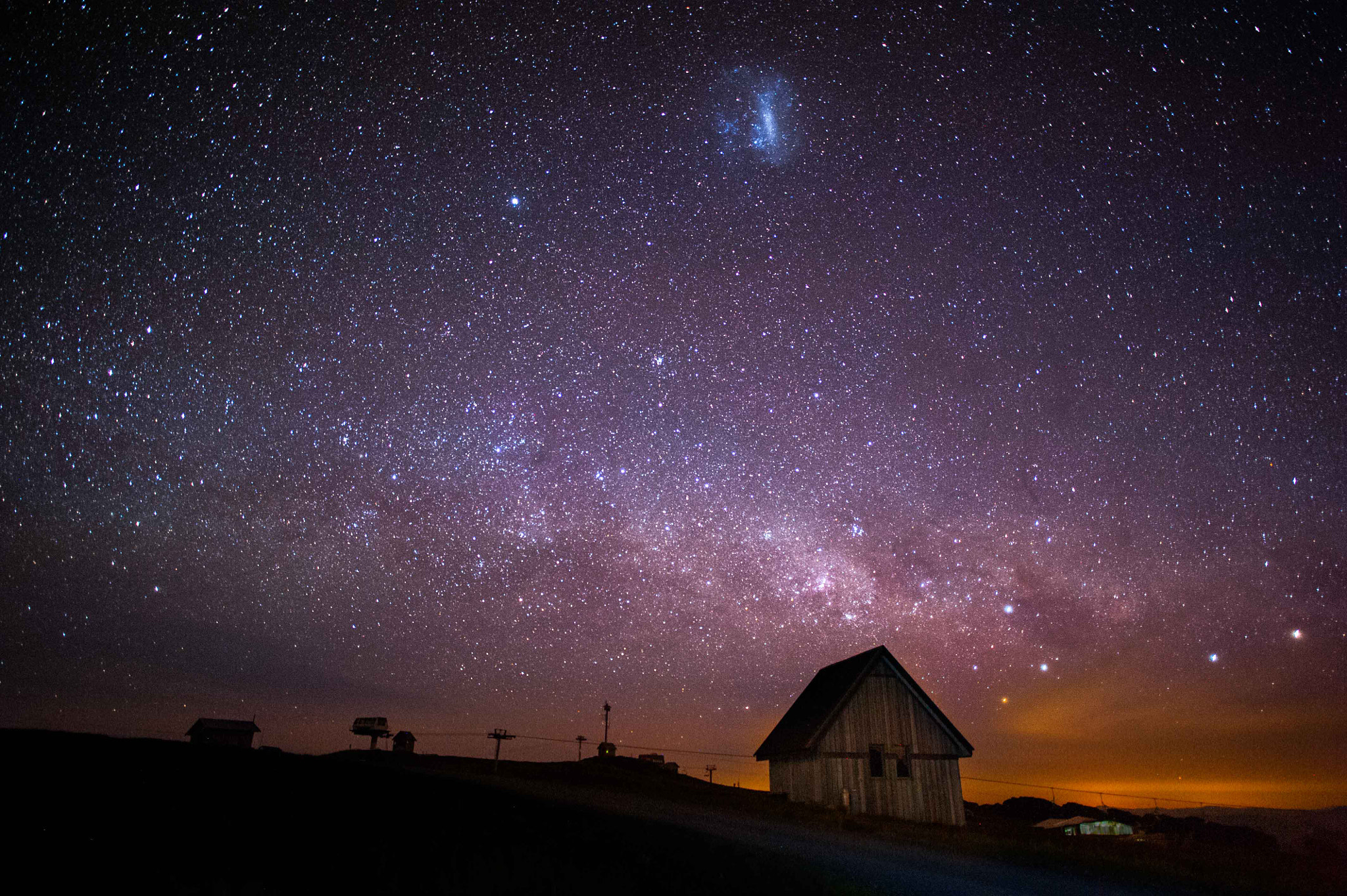 Nikon D700 + Nikon AF-S Nikkor 20mm F1.8G ED sample photo. Hut on mt.buller photography